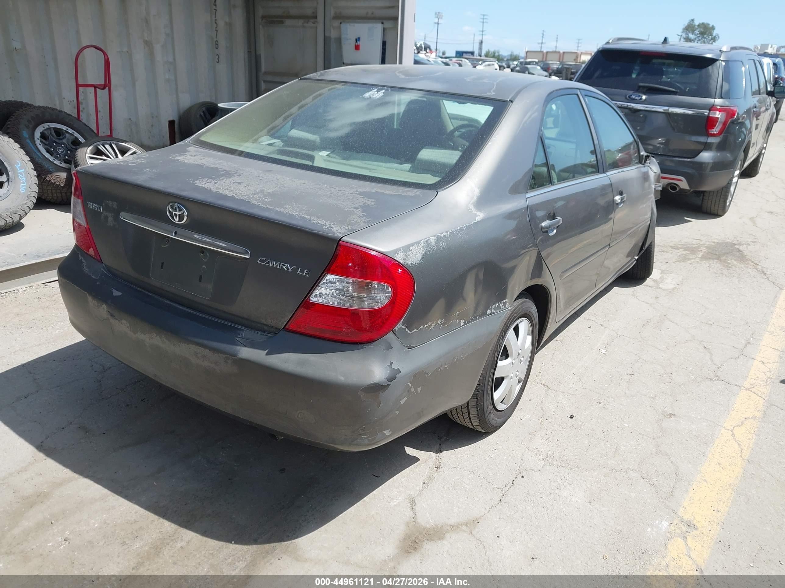 TOYOTA CAMRY image 4
