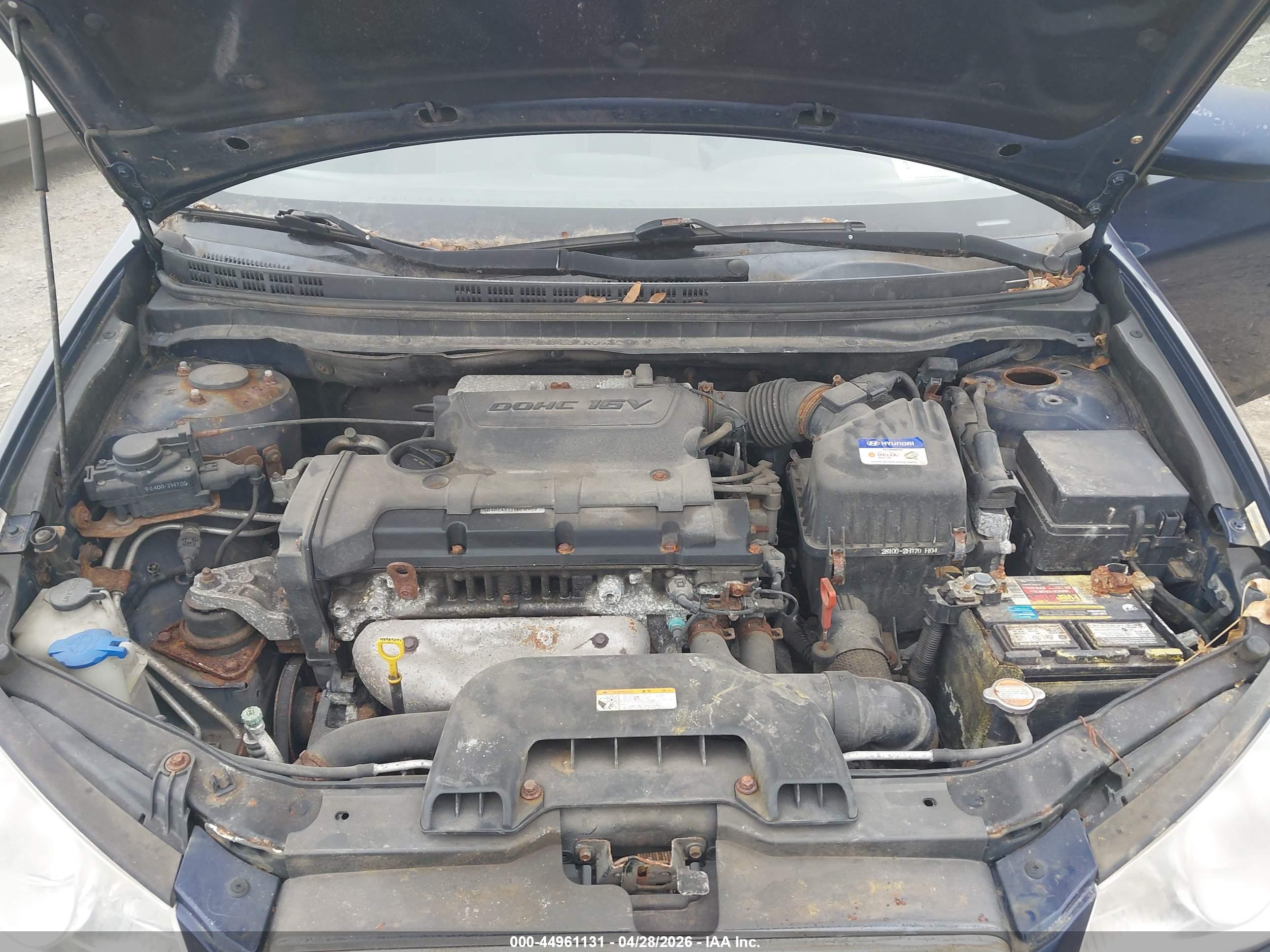 HYUNDAI ELANTRA image 10