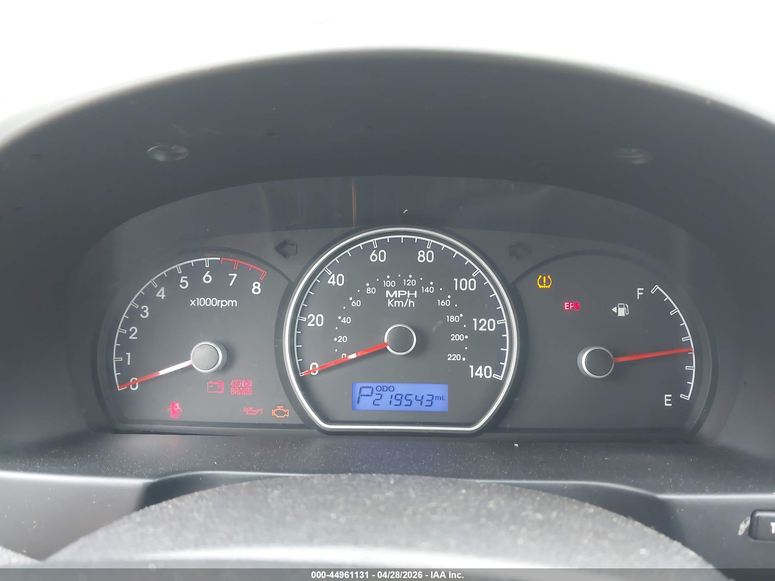 HYUNDAI ELANTRA image 7