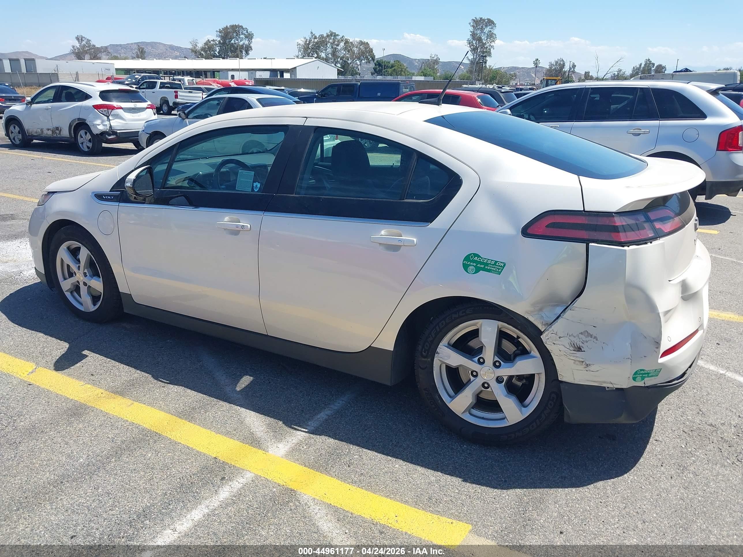 CHEVROLET VOLT image 3