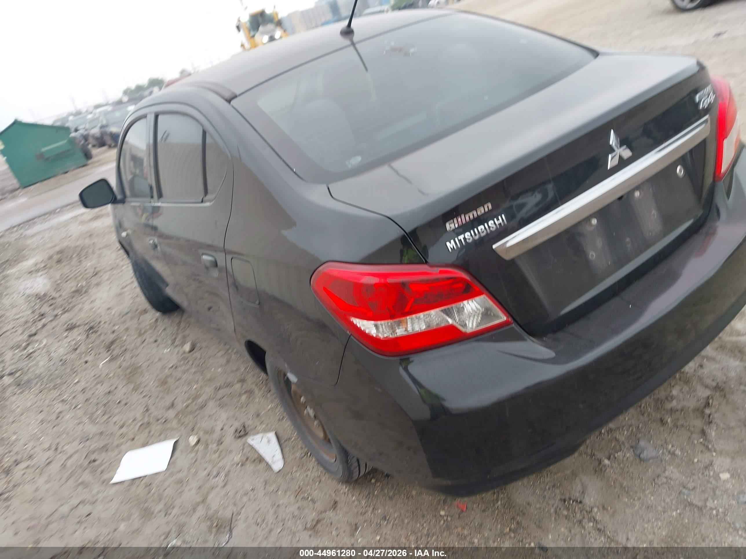MITSUBISHI MIRAGE image 3