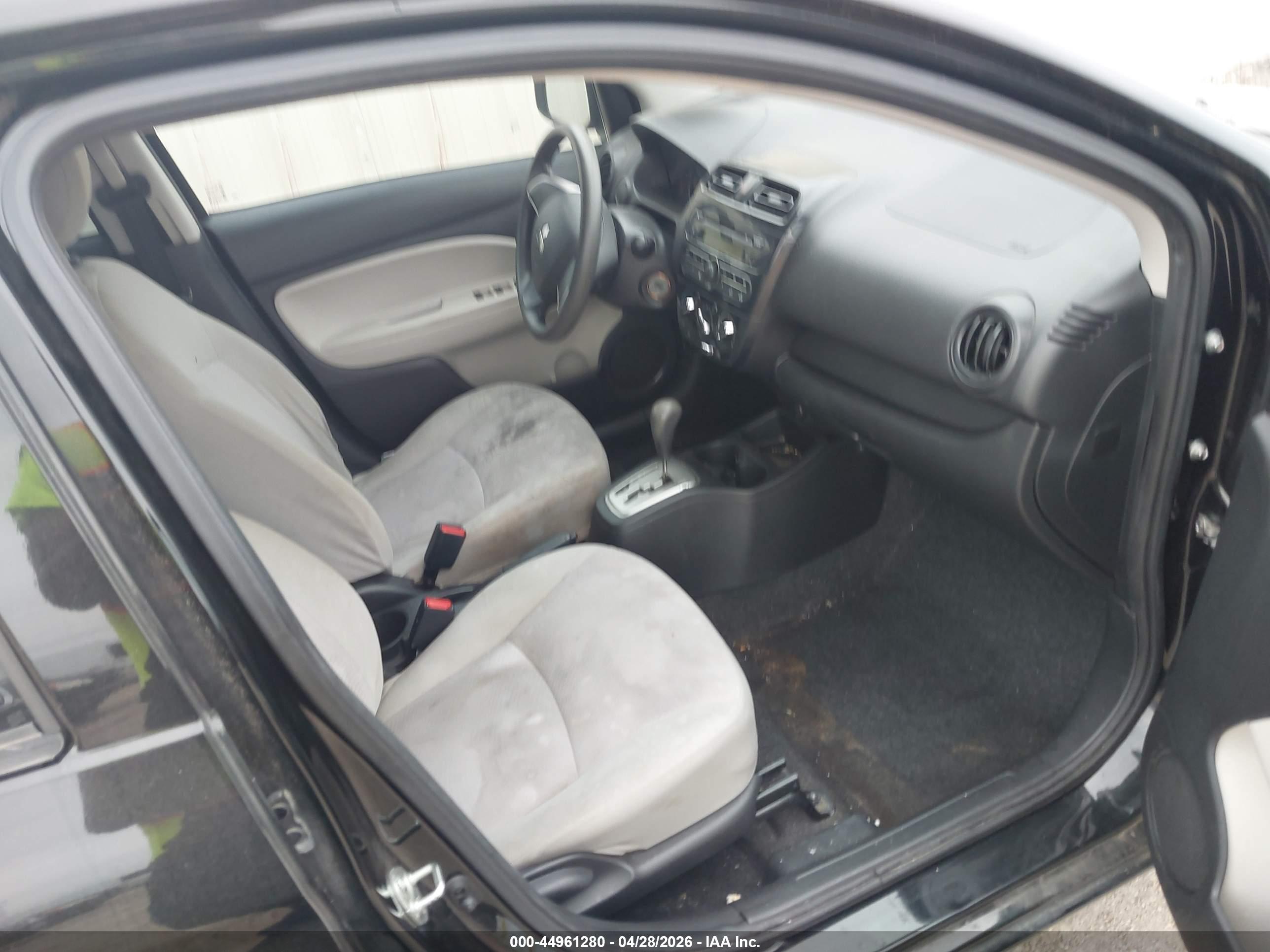 MITSUBISHI MIRAGE image 5