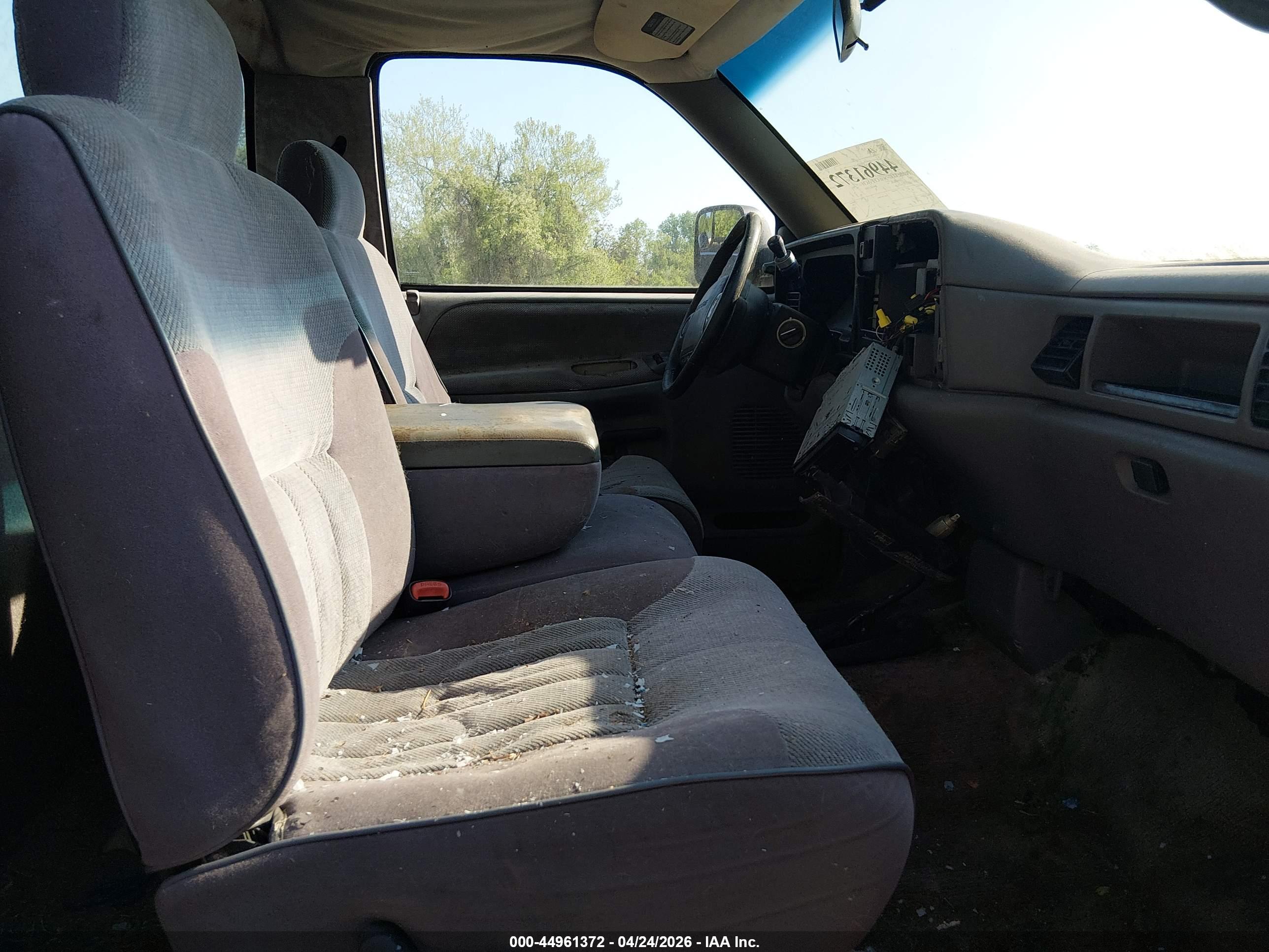 DODGE RAM image 5