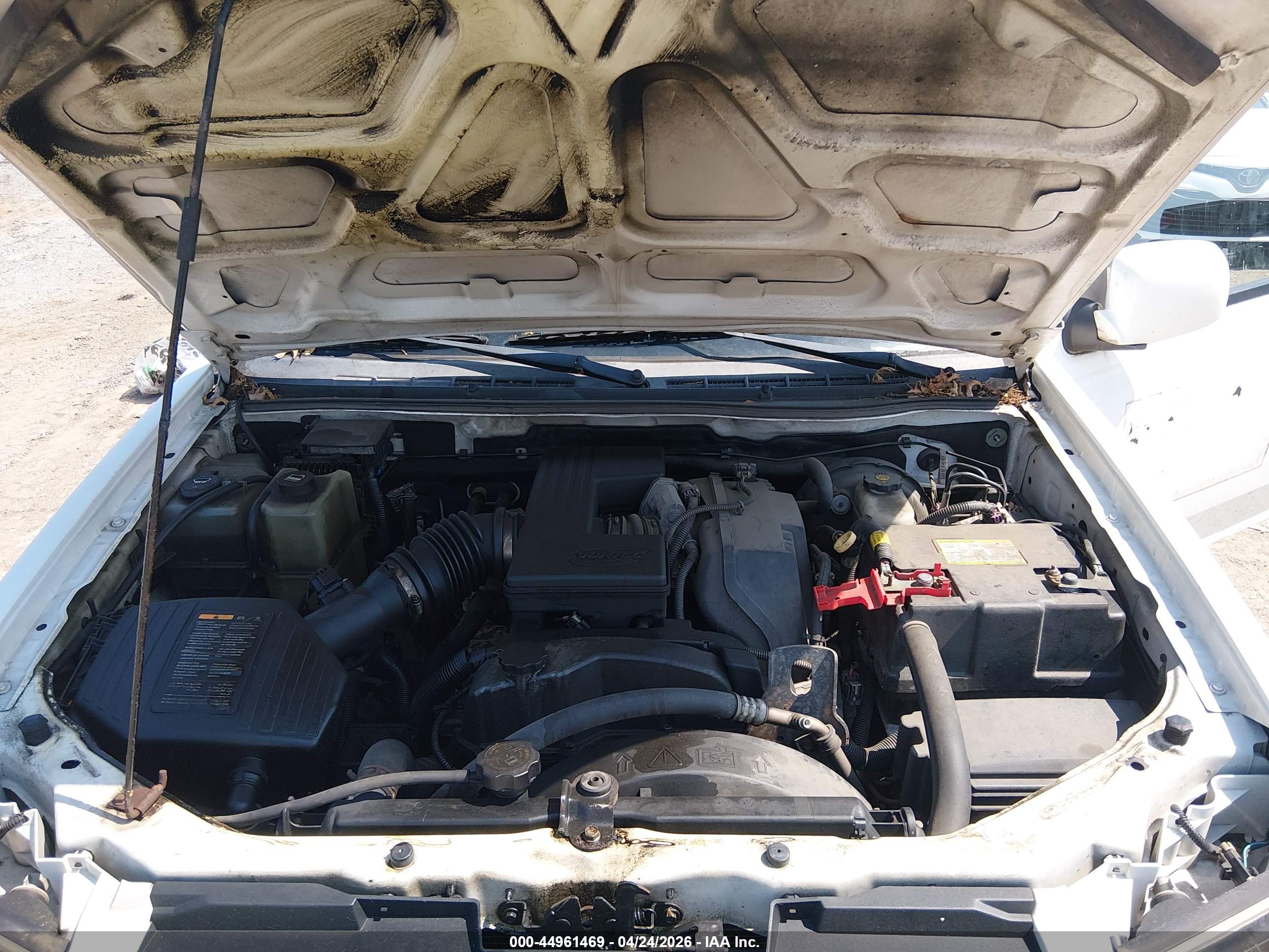 CHEVROLET COLORADO image 10