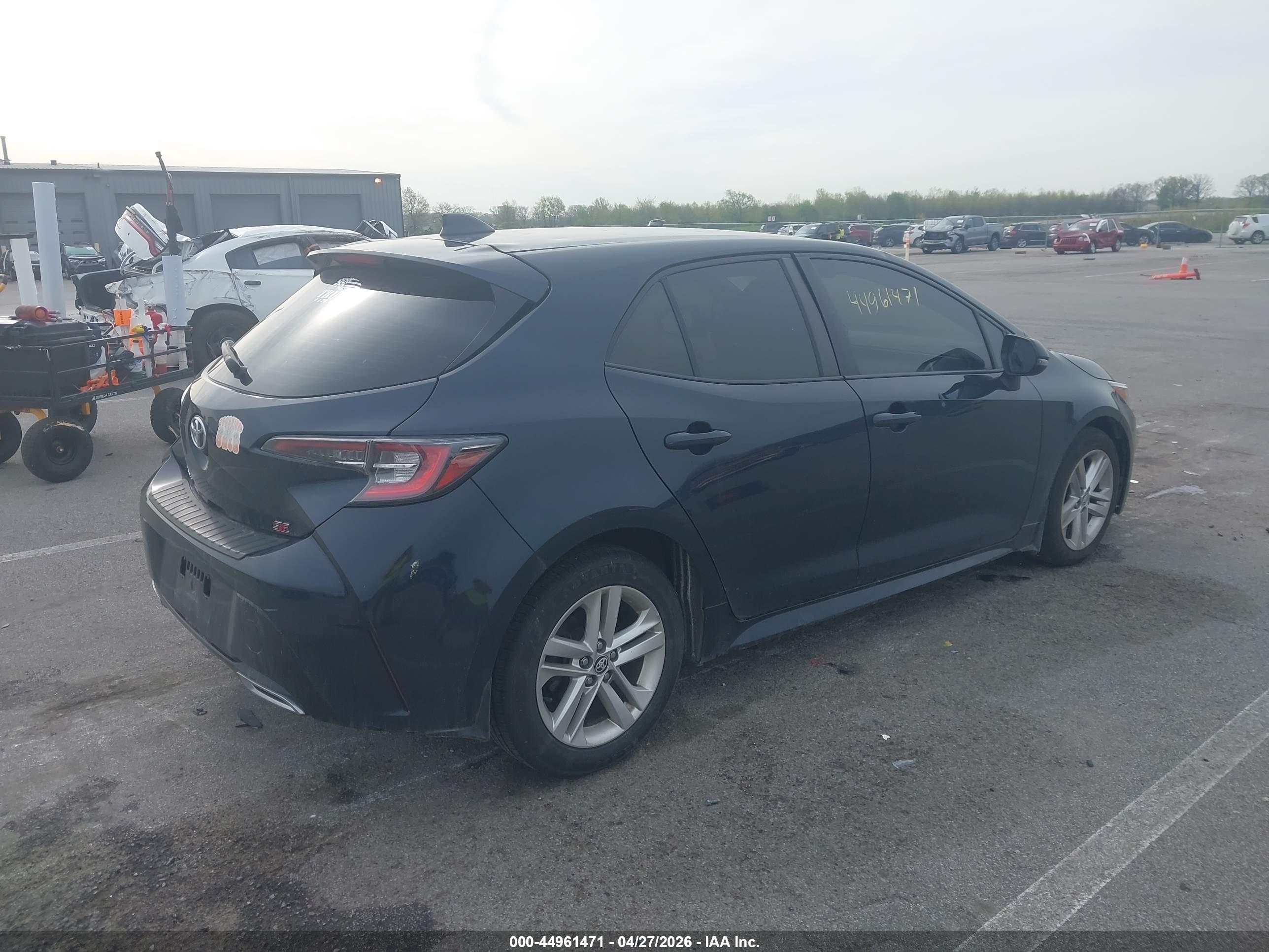 TOYOTA COROLLA image 4