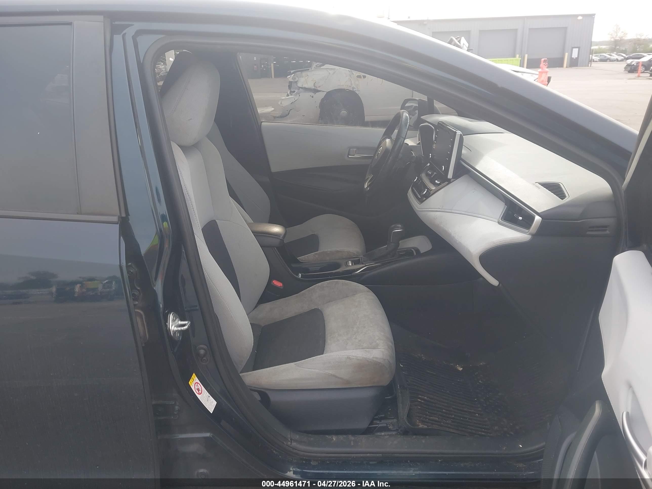 TOYOTA COROLLA image 5