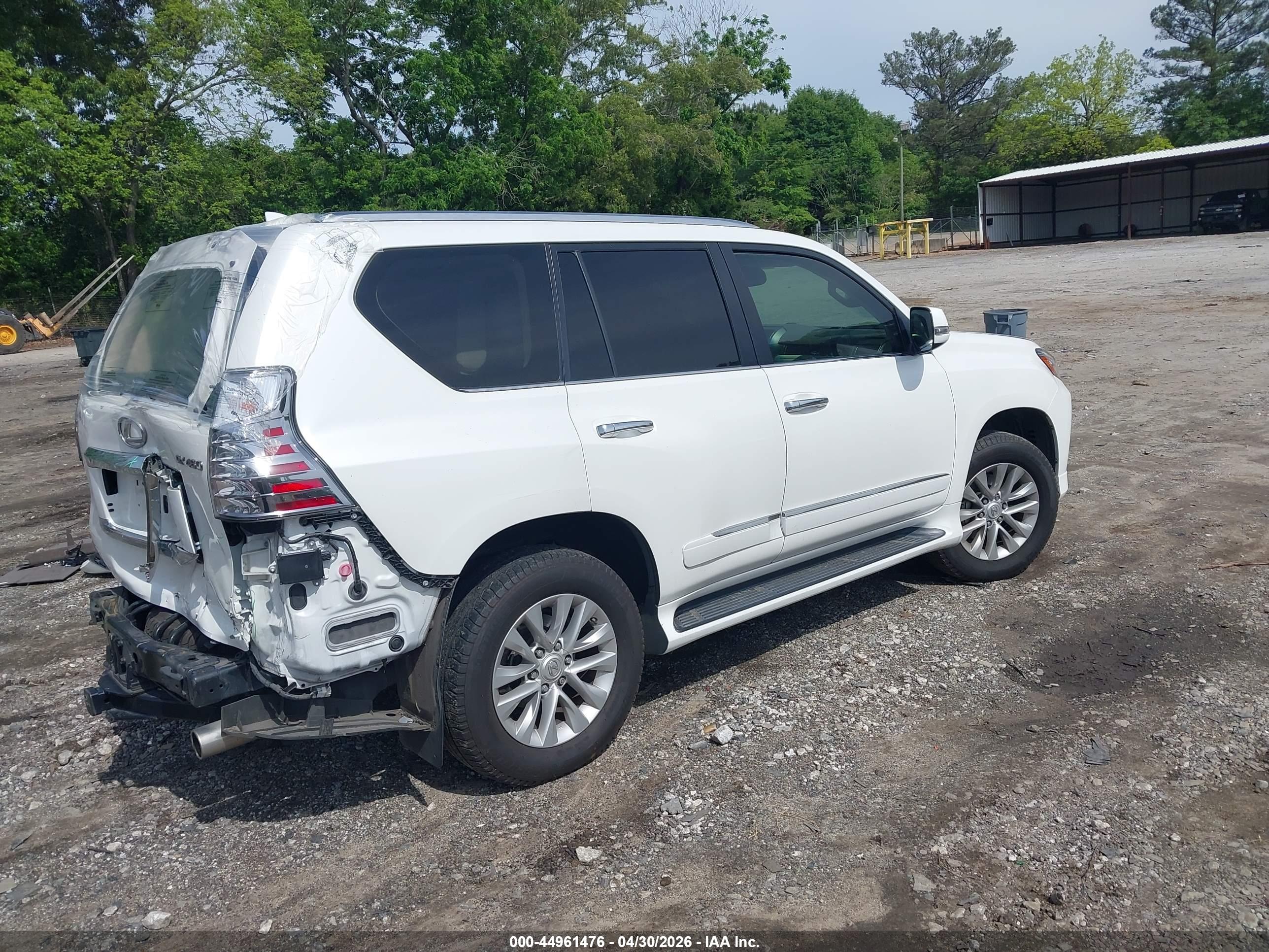 LEXUS GX image 4