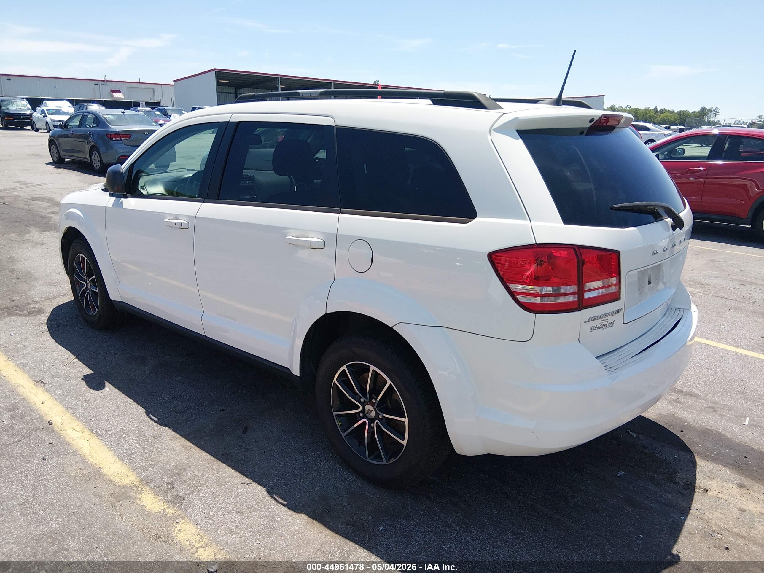 DODGE JOURNEY image 3