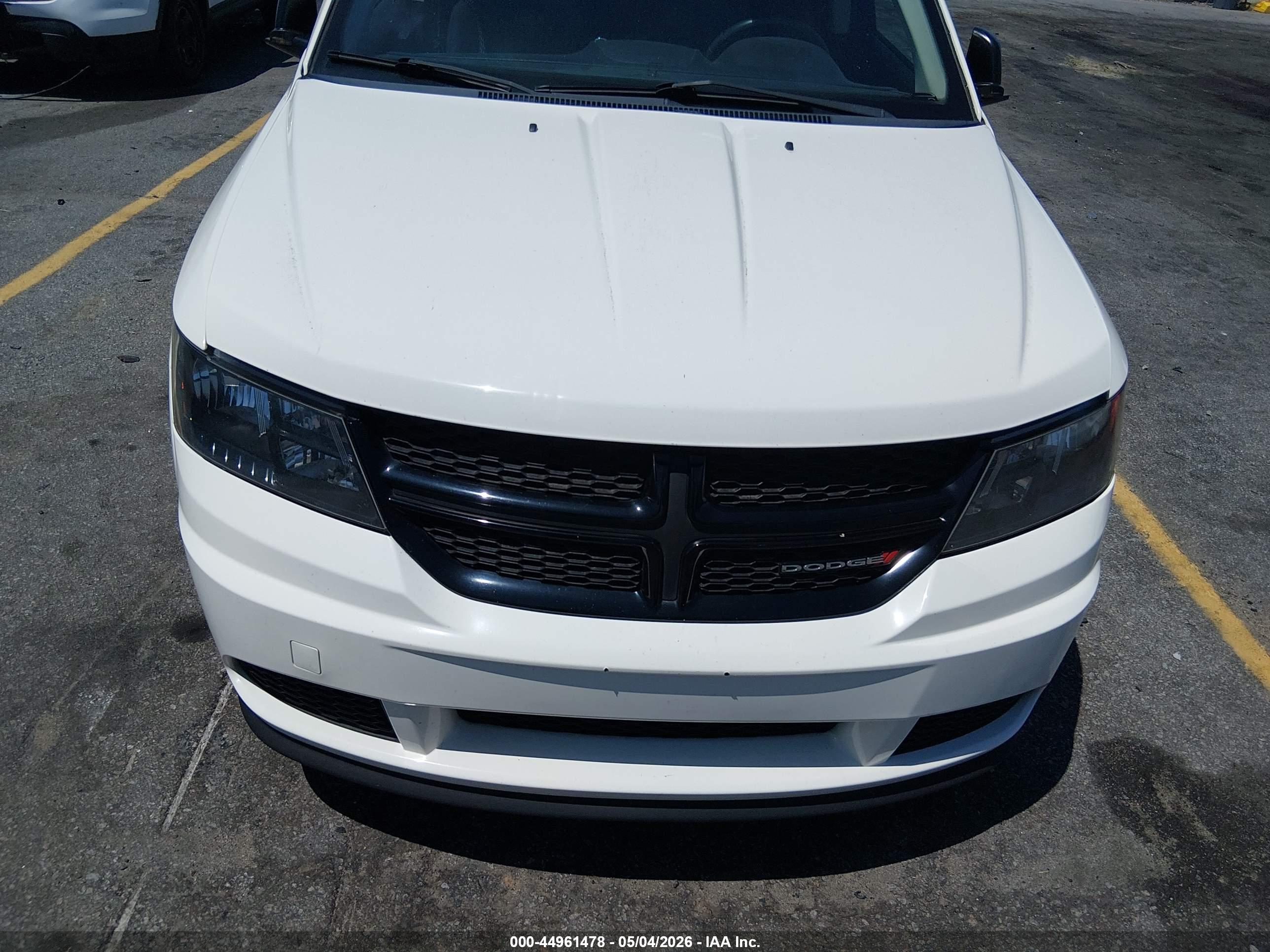 DODGE JOURNEY image 6
