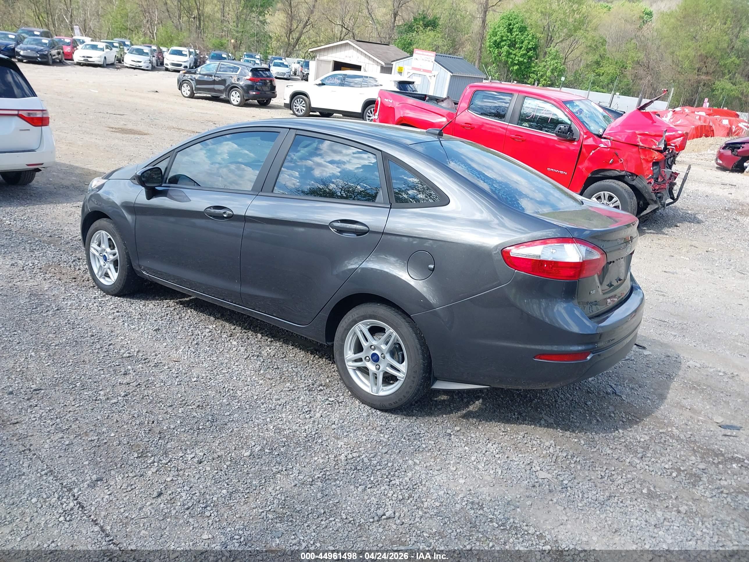 FORD FIESTA image 3