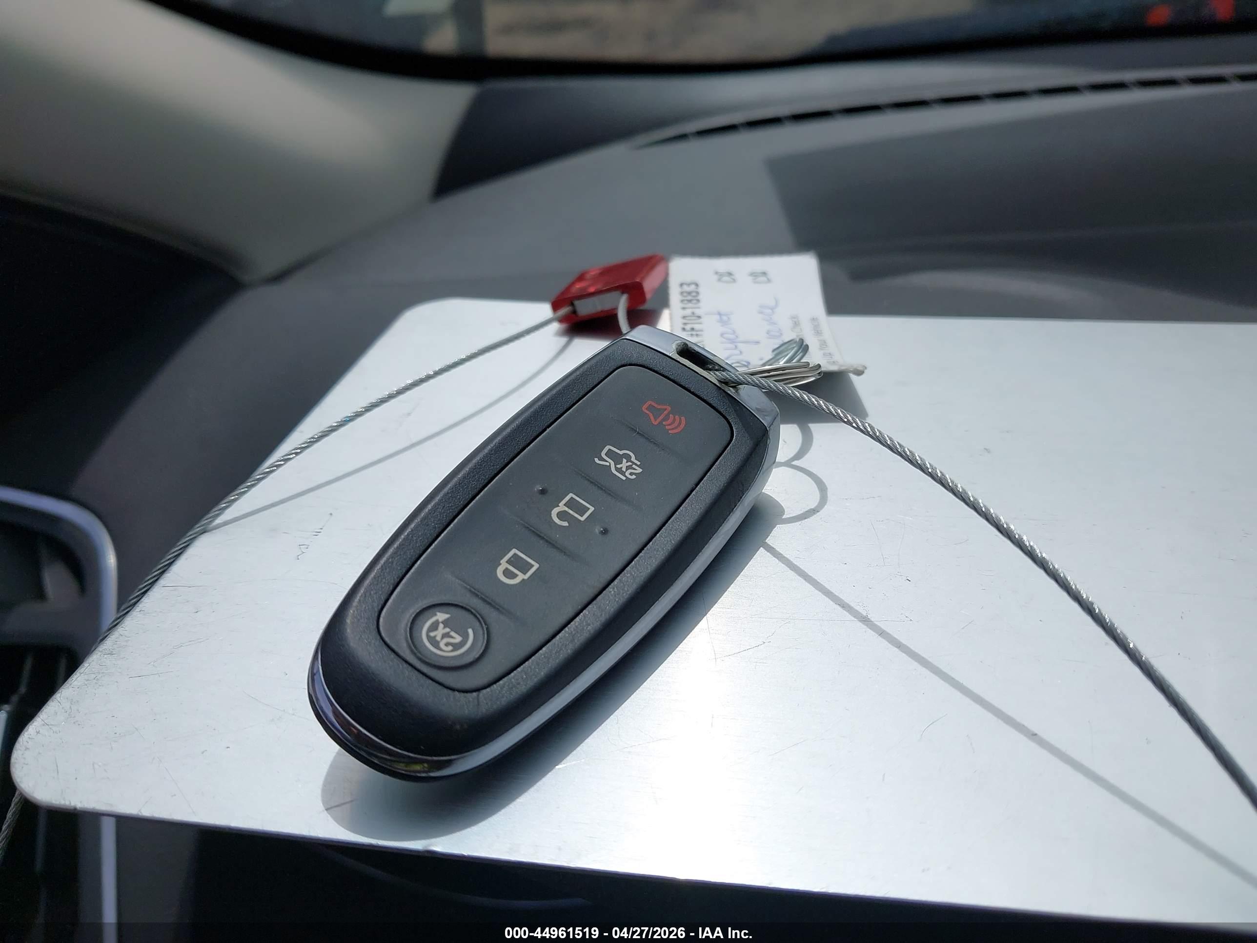 FORD ESCAPE image 11