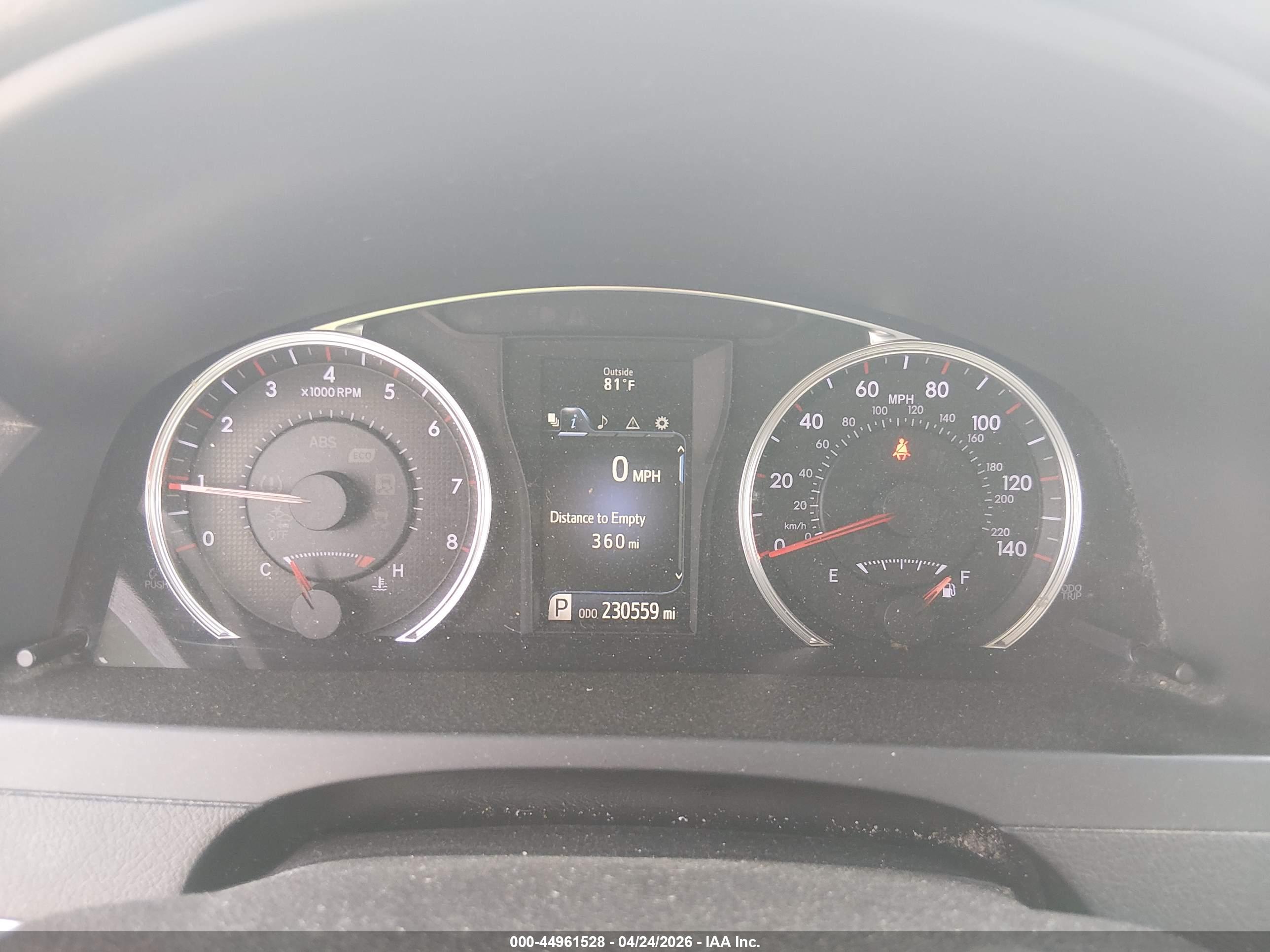 TOYOTA CAMRY image 7