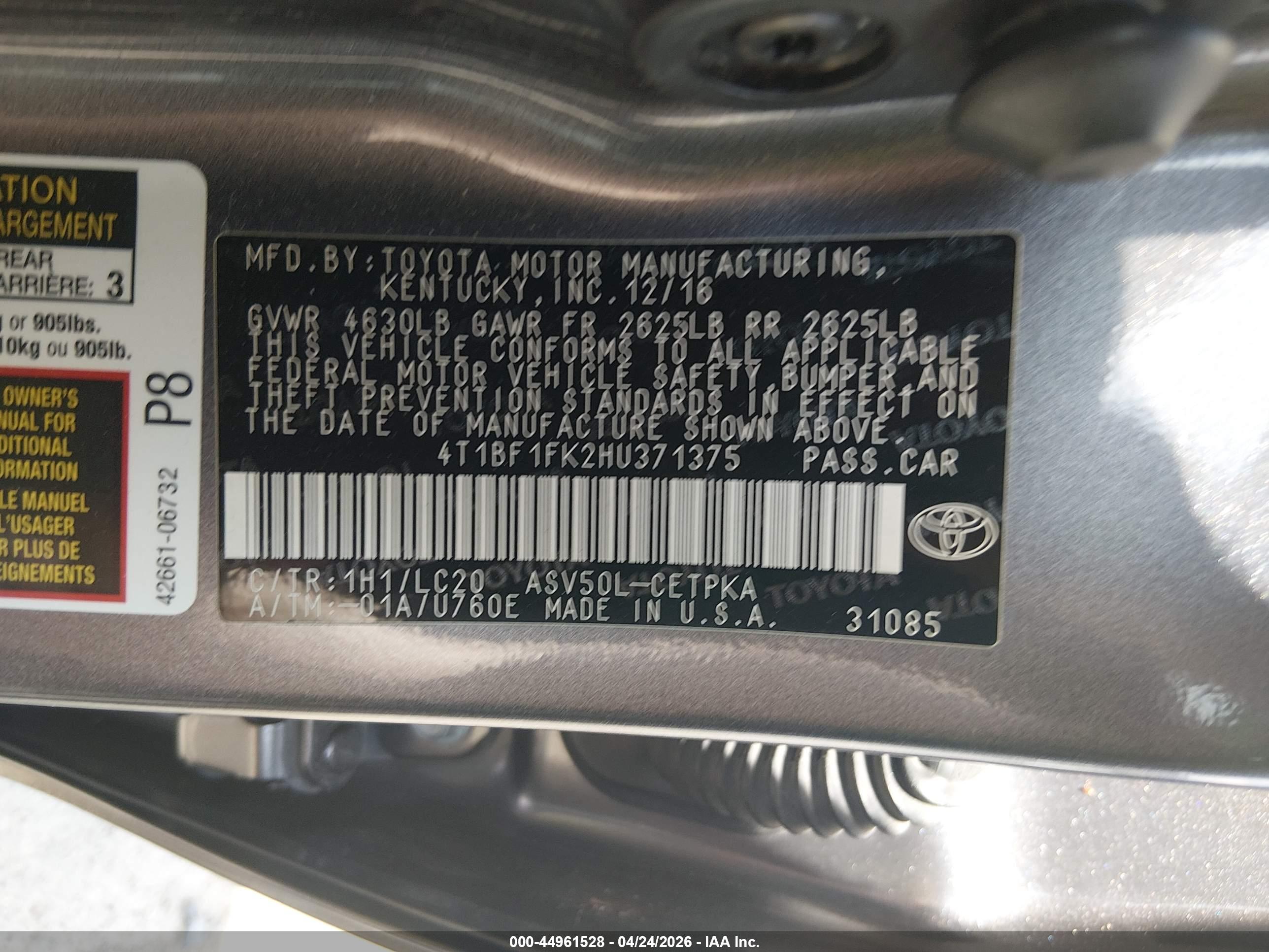TOYOTA CAMRY image 9
