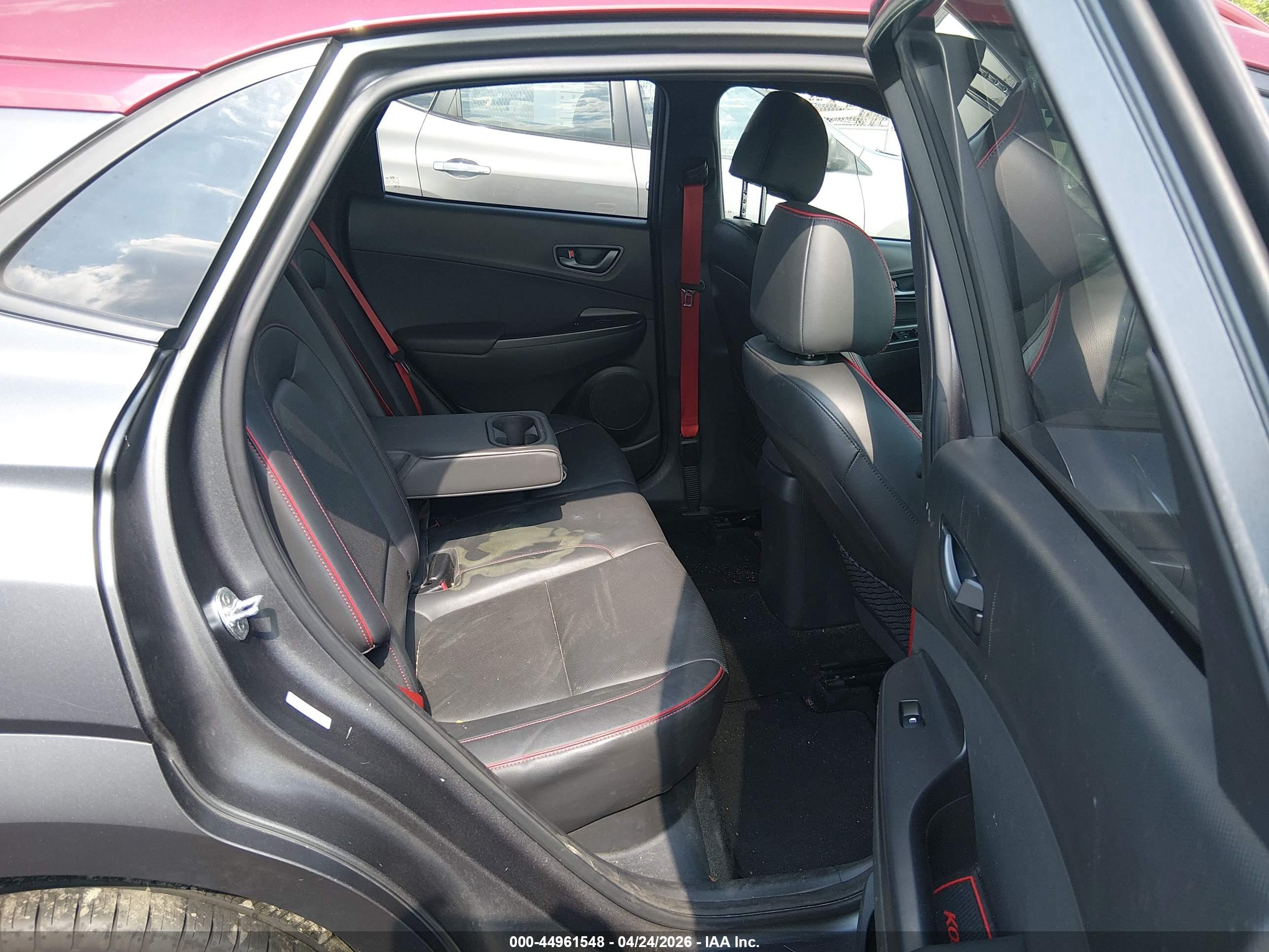 HYUNDAI KONA image 8