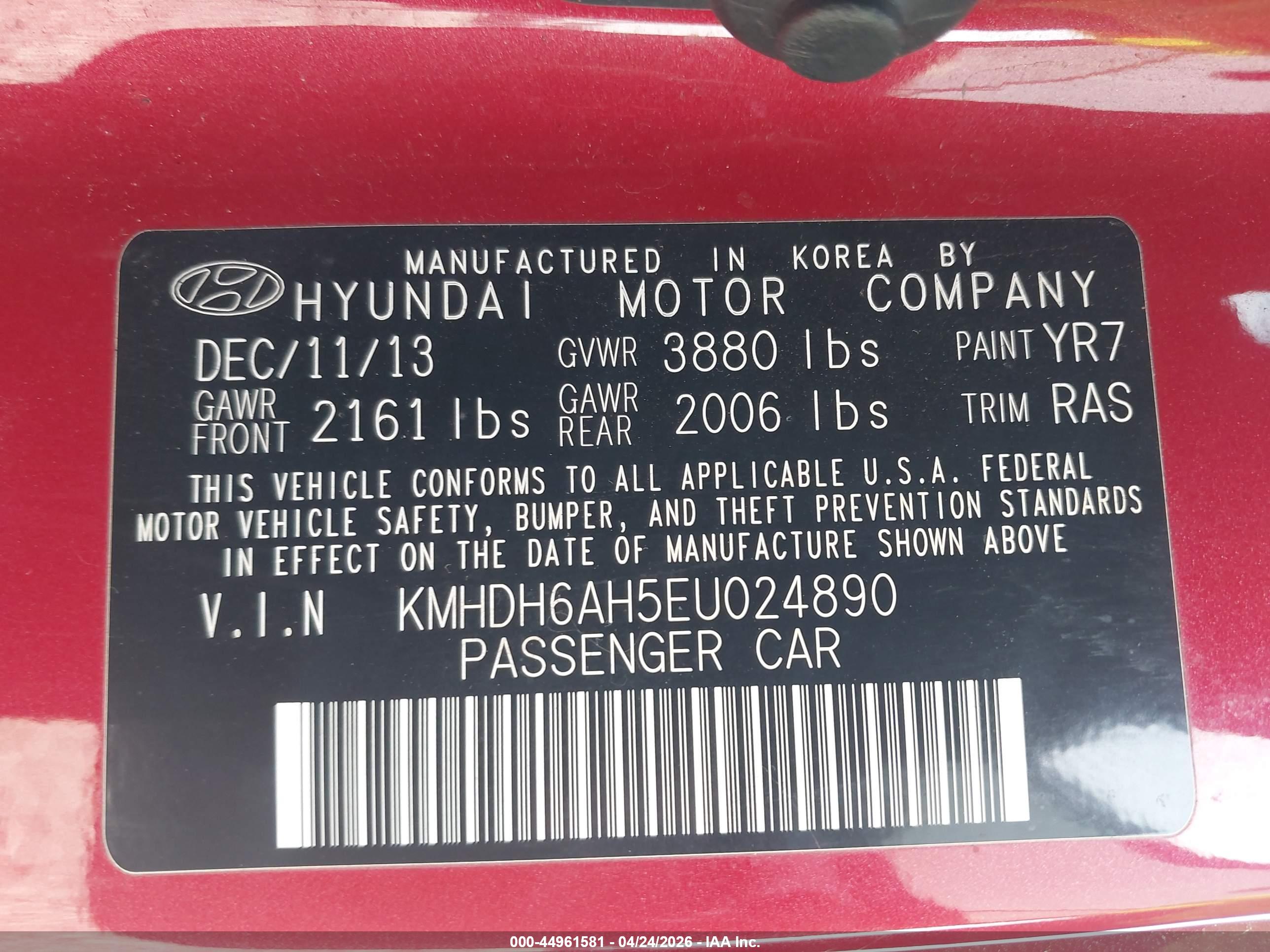 HYUNDAI ELANTRA image 9