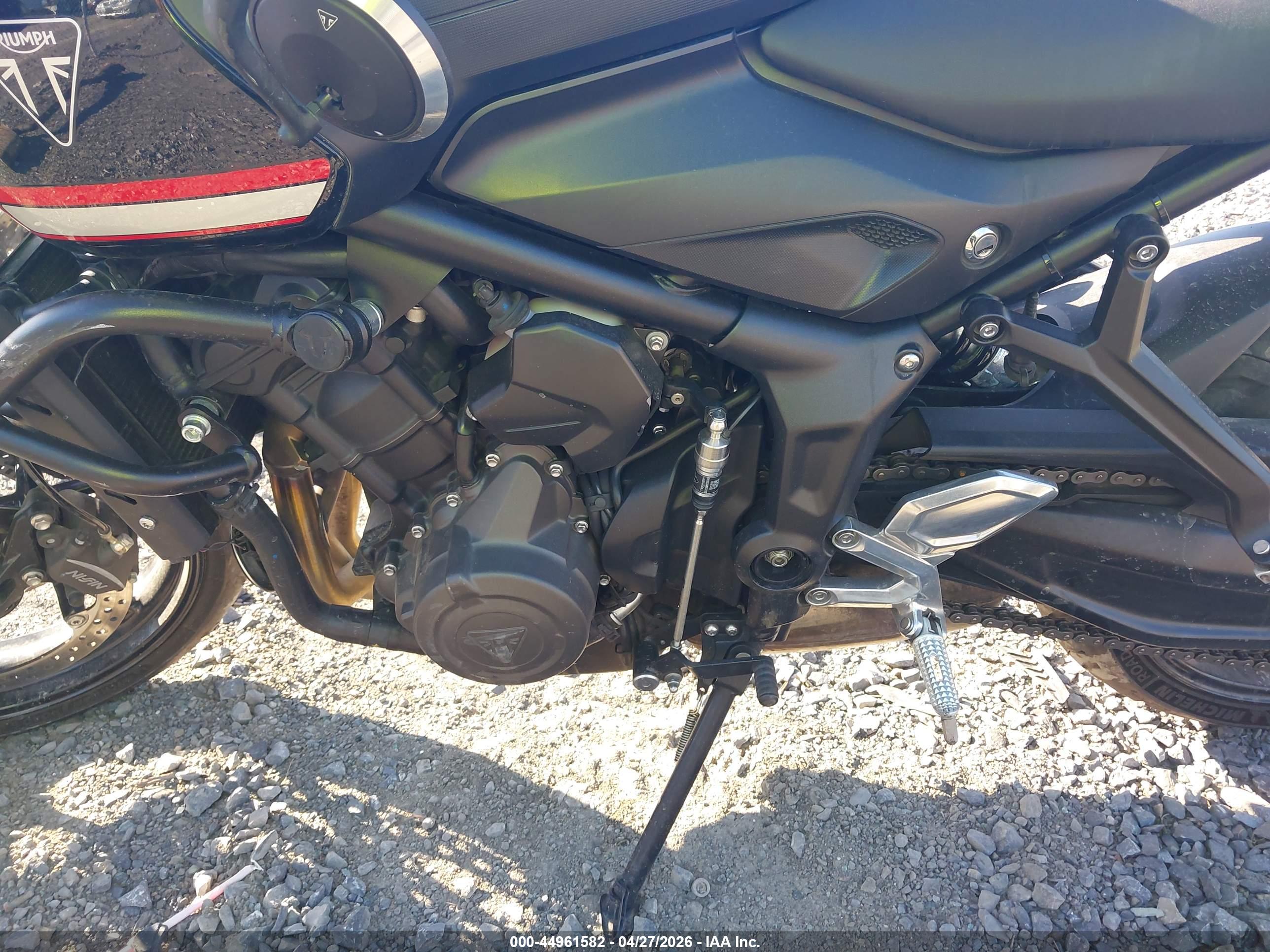 TRIUMPH MOTORCYCLE image 9