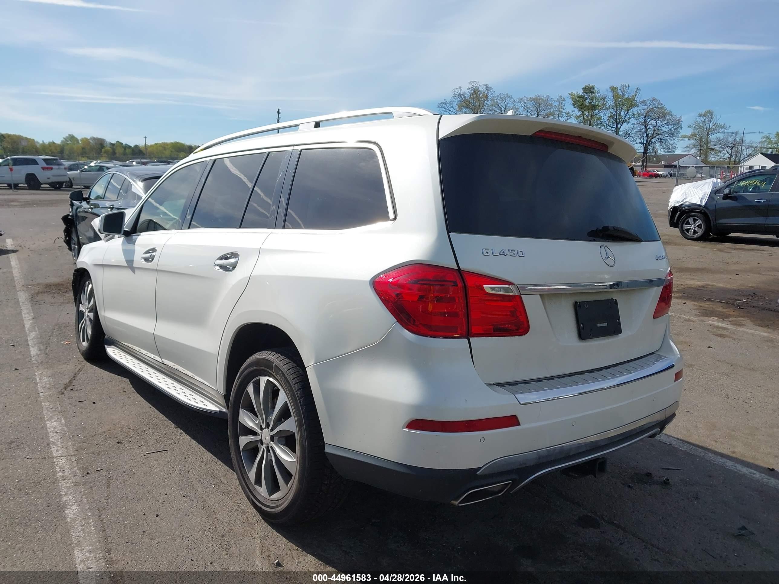 MERCEDES-BENZ GL image 3