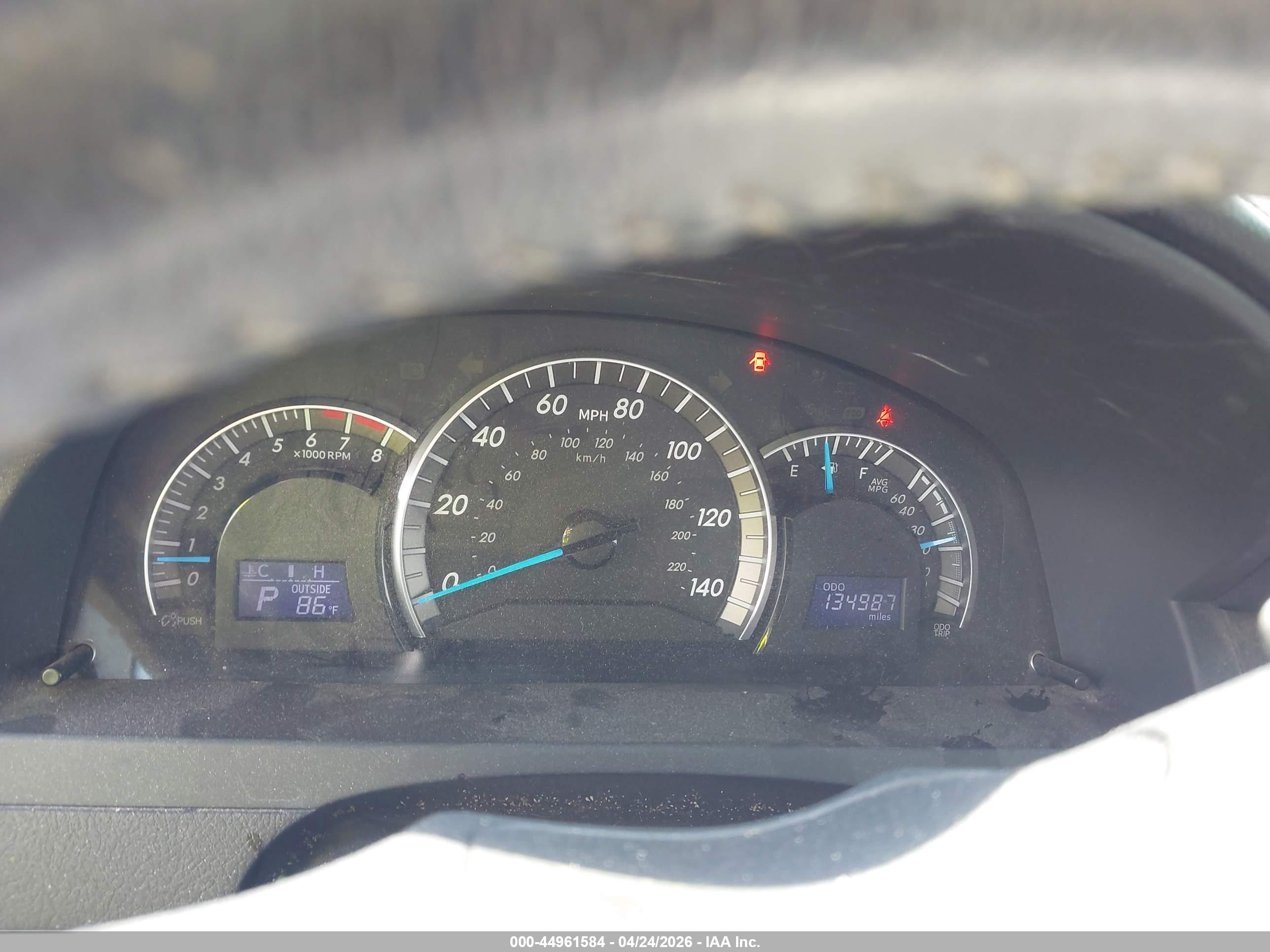 TOYOTA CAMRY image 7