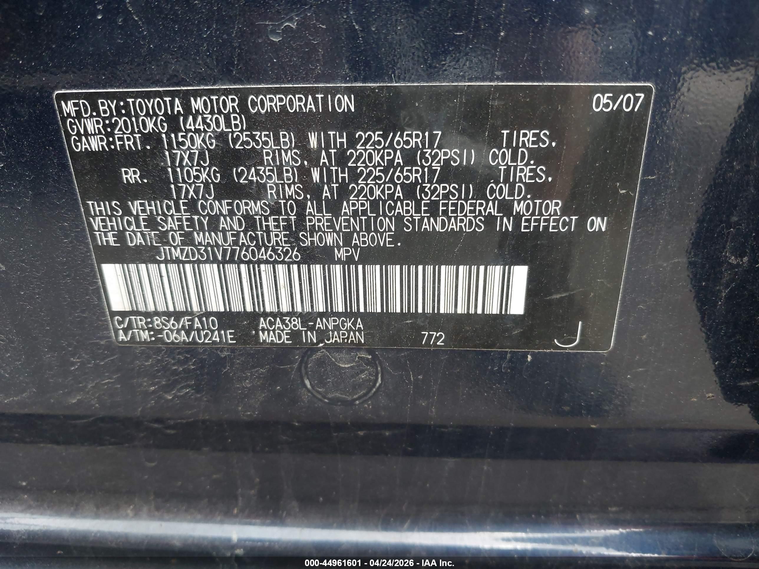 TOYOTA RAV4 image 9