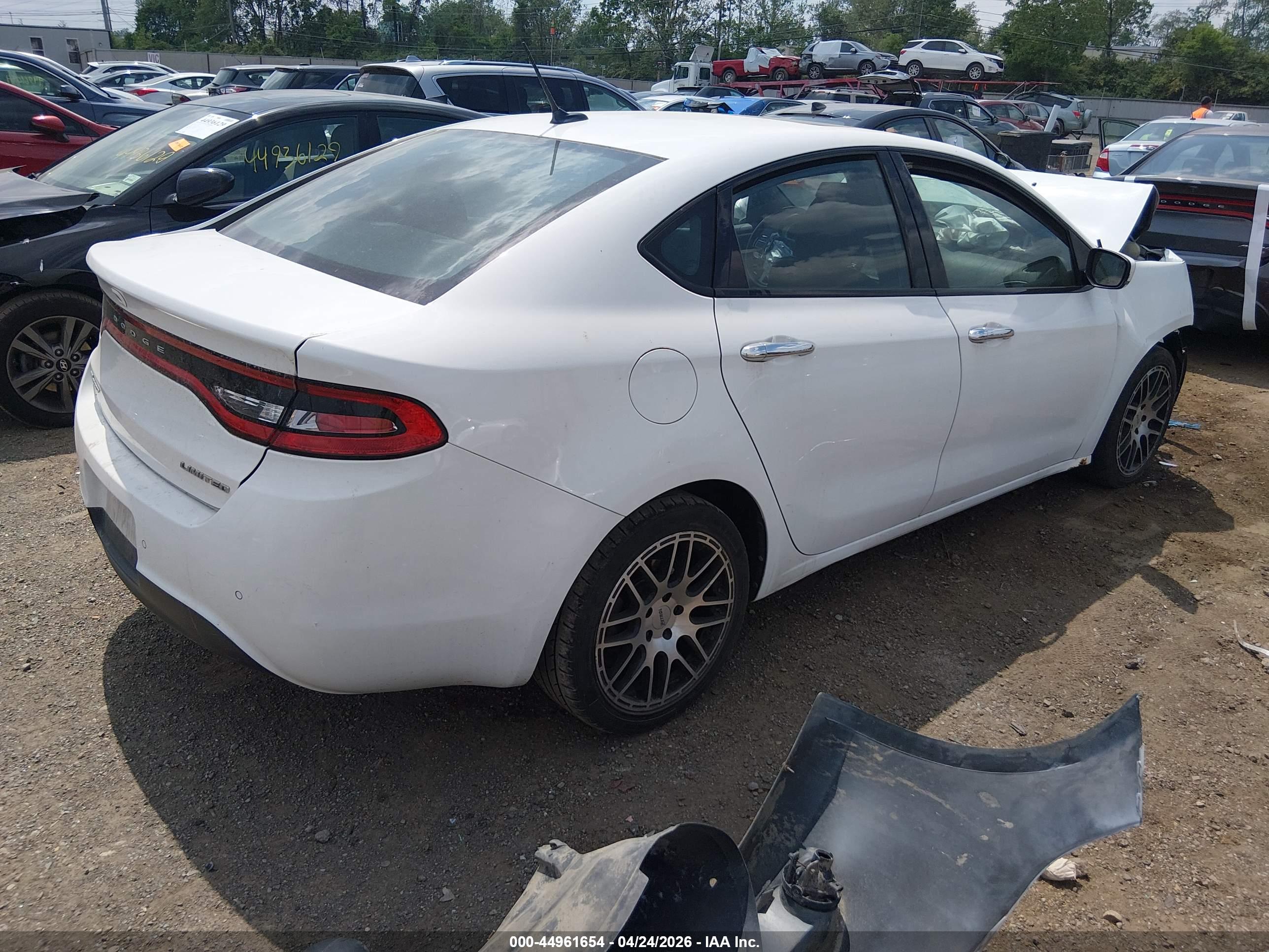 DODGE DART image 4