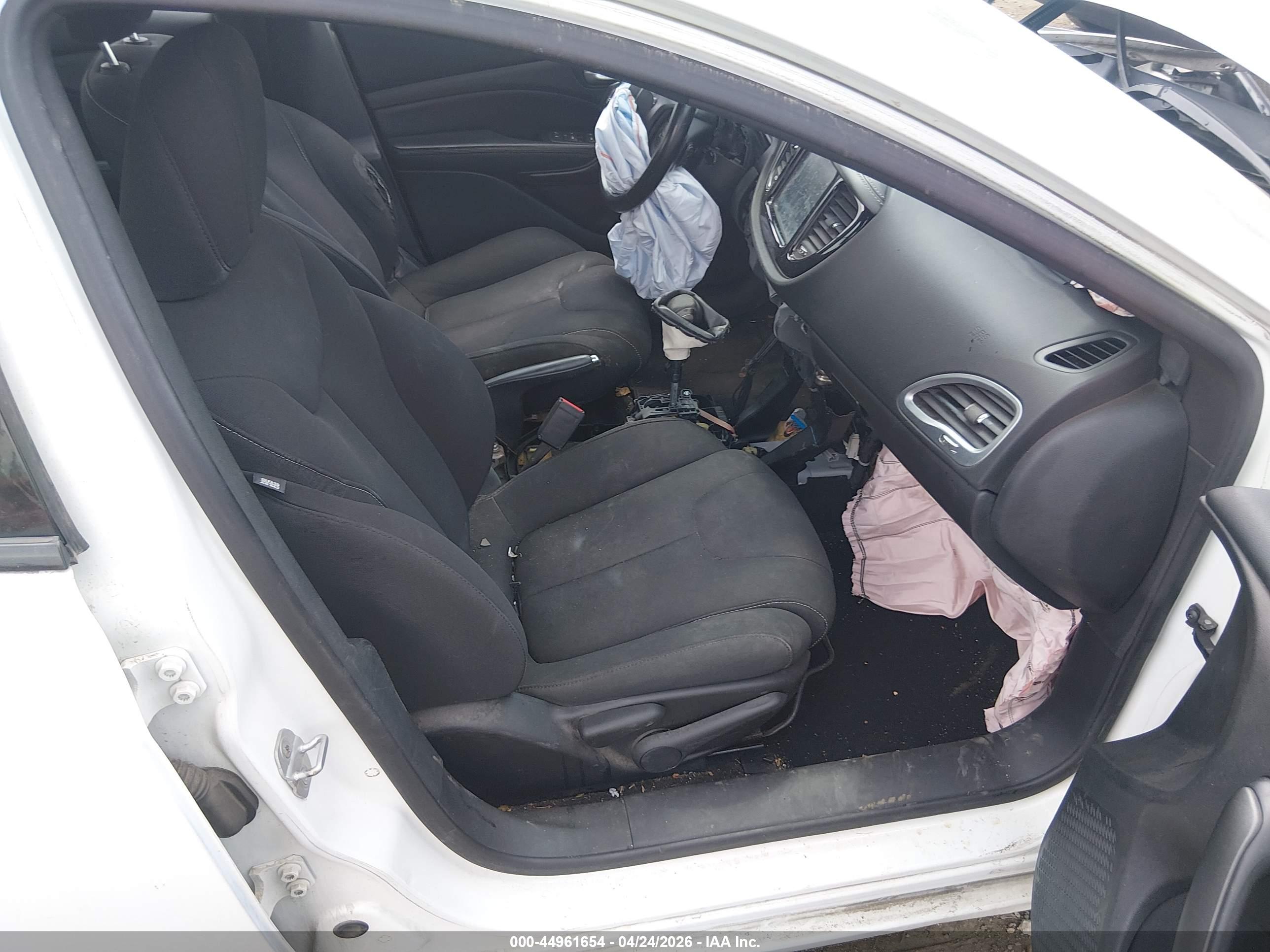 DODGE DART image 5