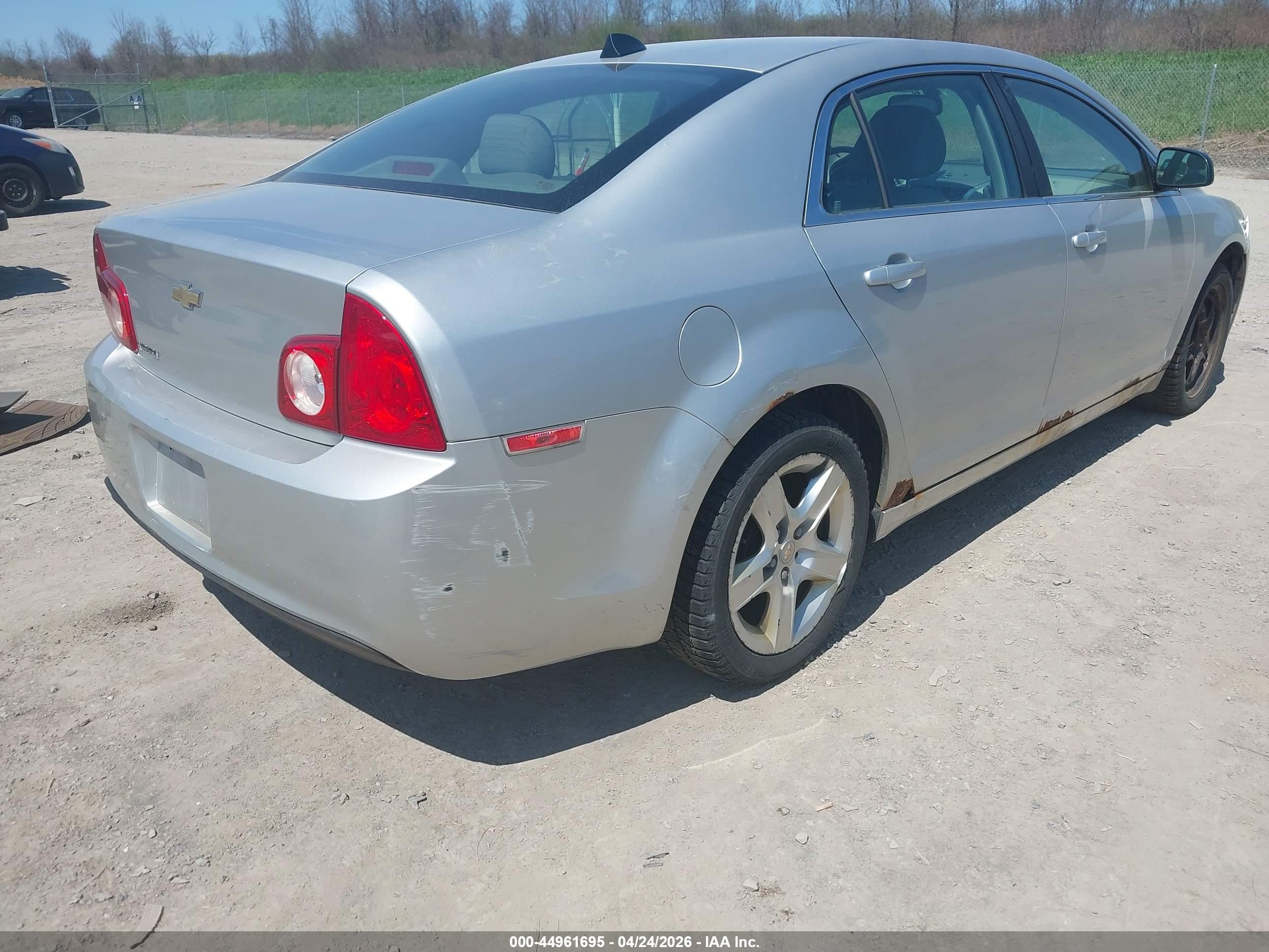 CHEVROLET MALIBU image 6