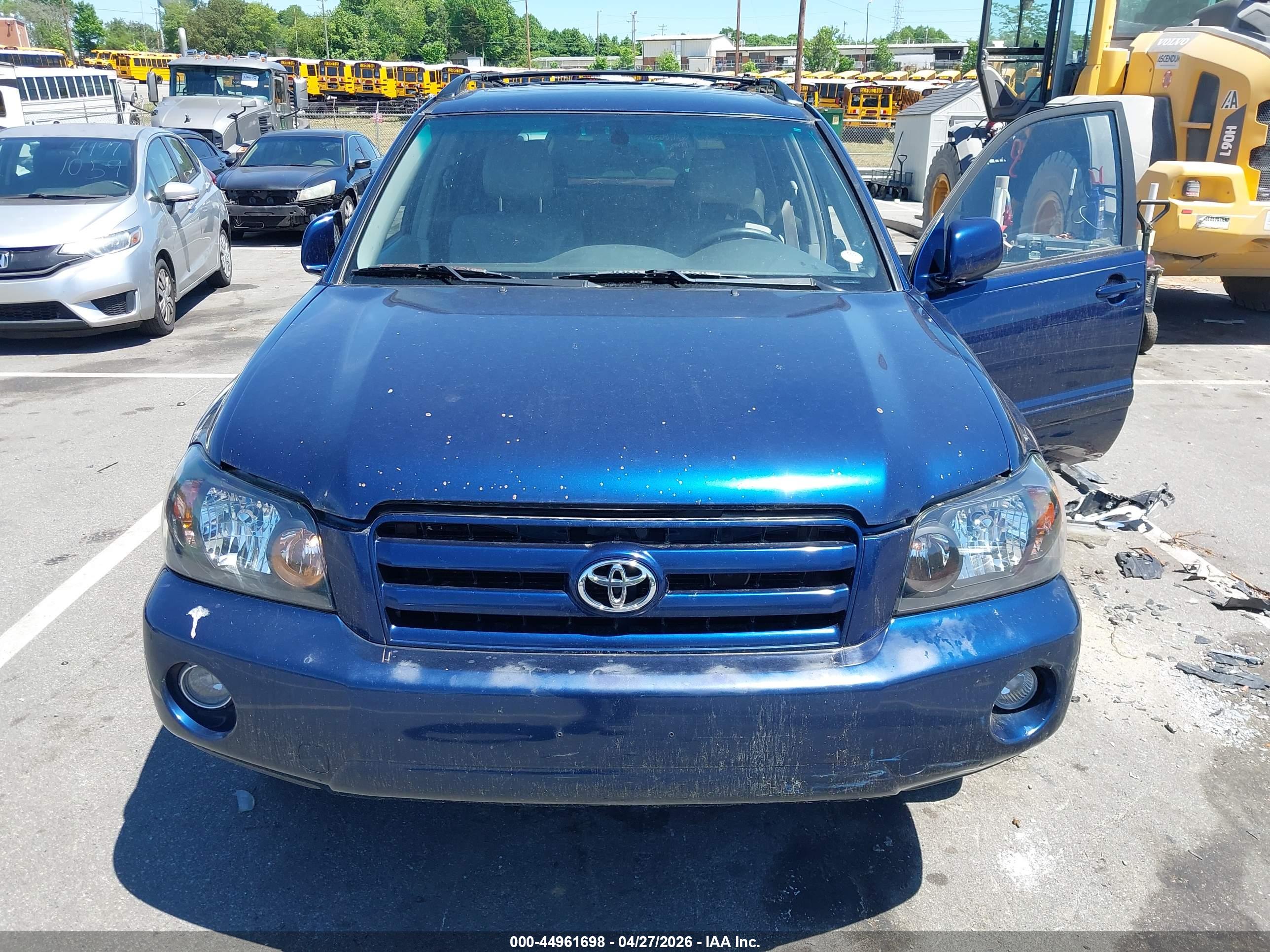 TOYOTA HIGHLANDER image 6