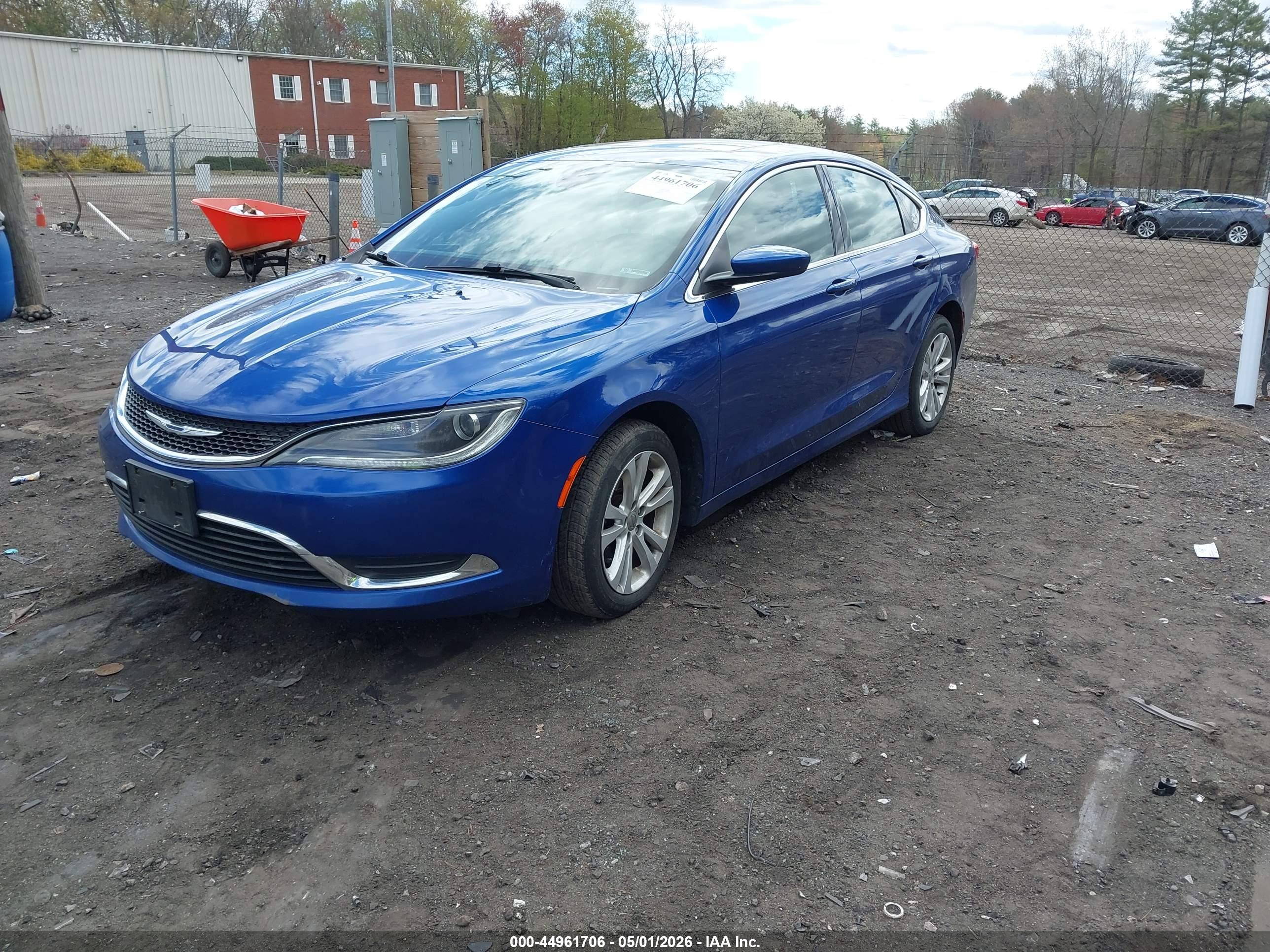 CHRYSLER 200 image 2