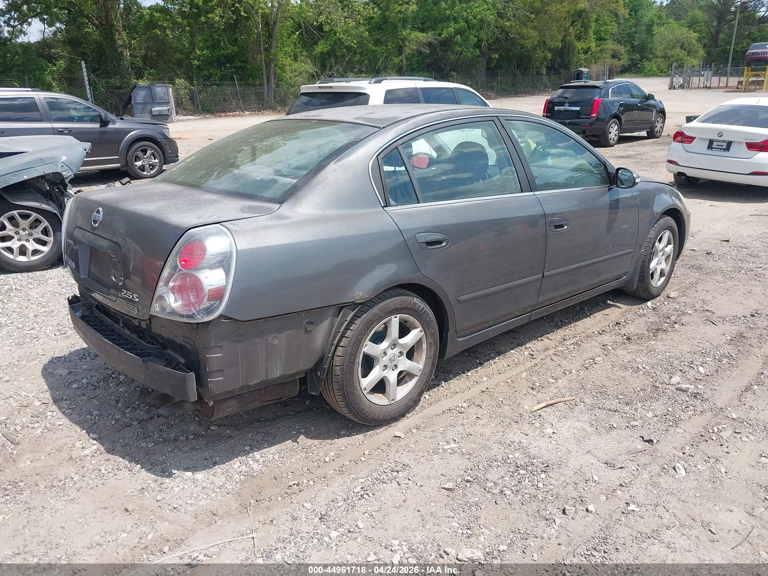 NISSAN ALTIMA image 4