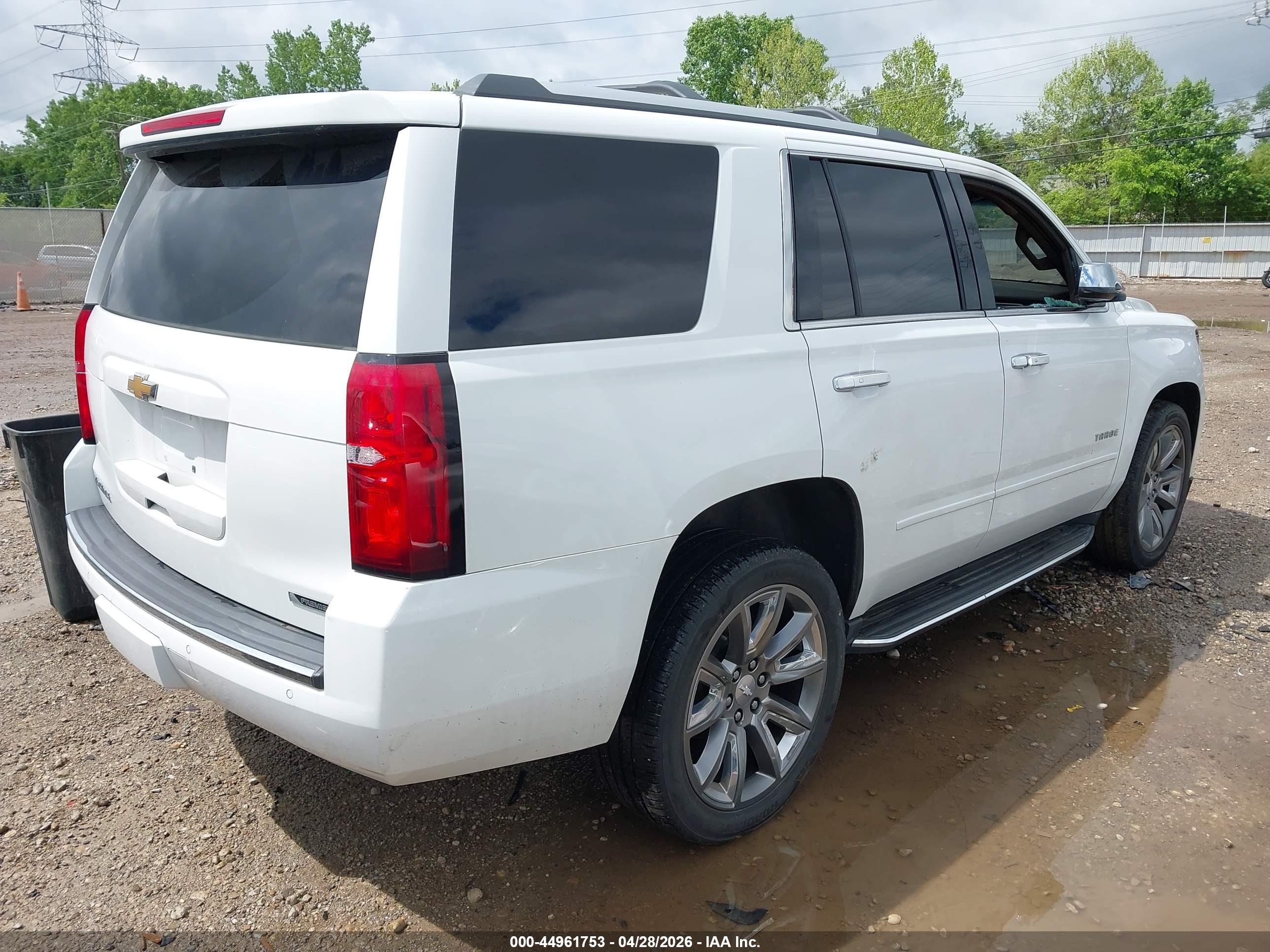 CHEVROLET TAHOE image 4