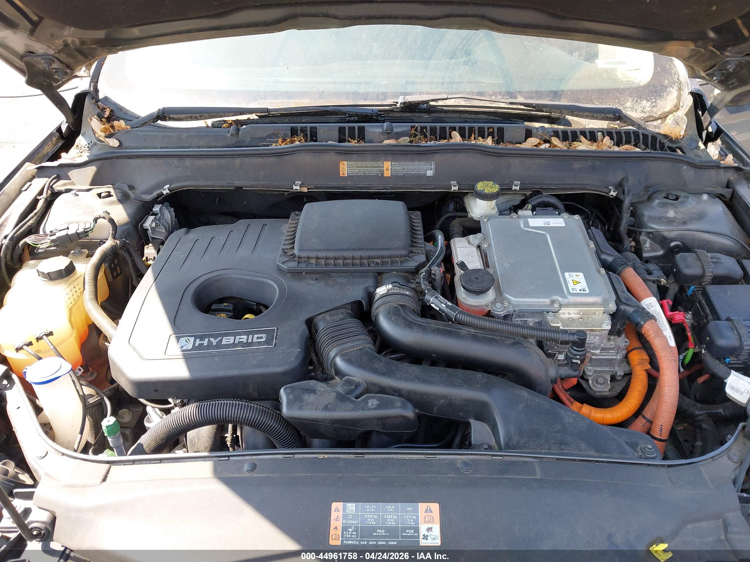 FORD FUSION image 10
