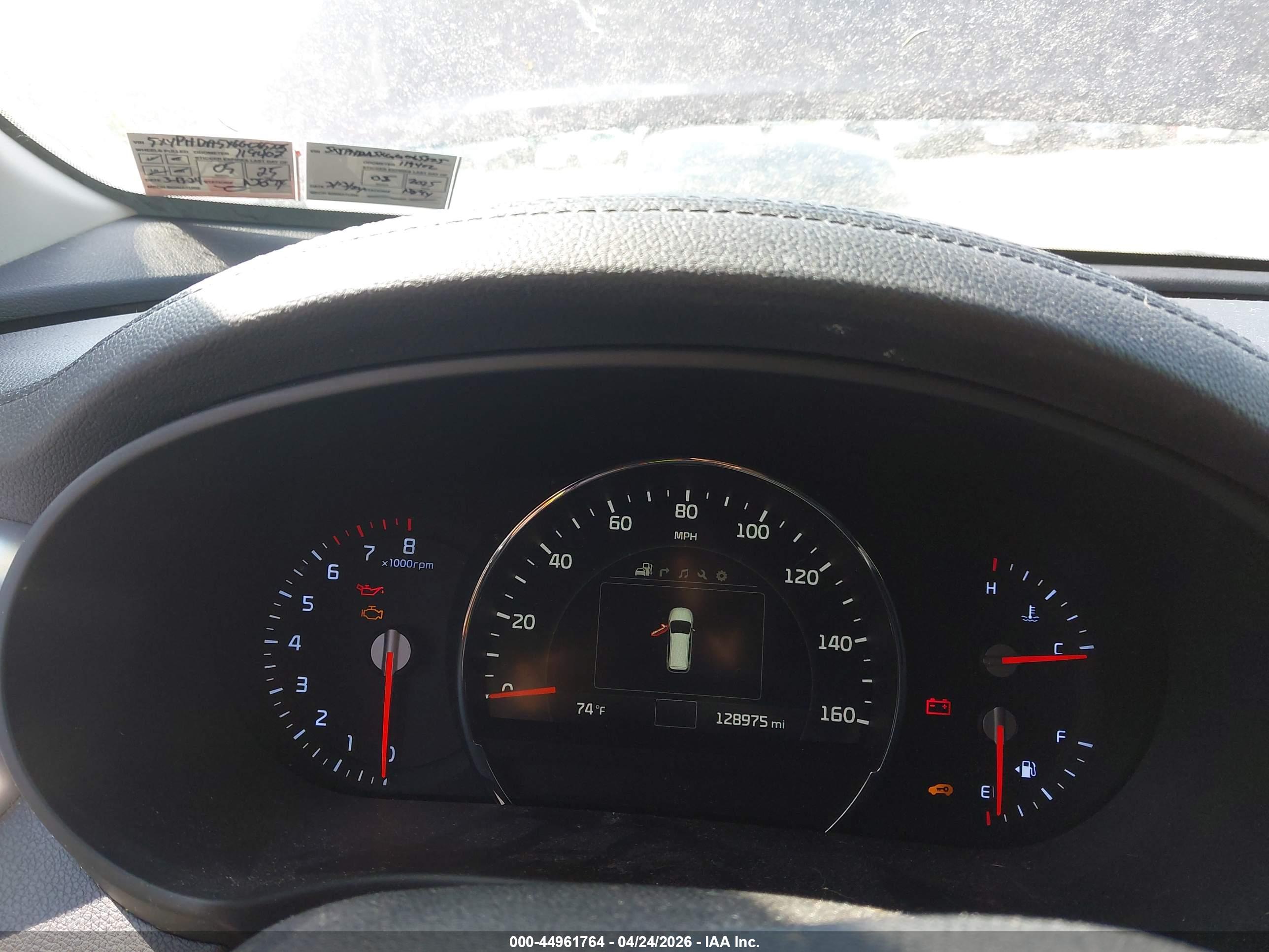KIA SORENTO image 7