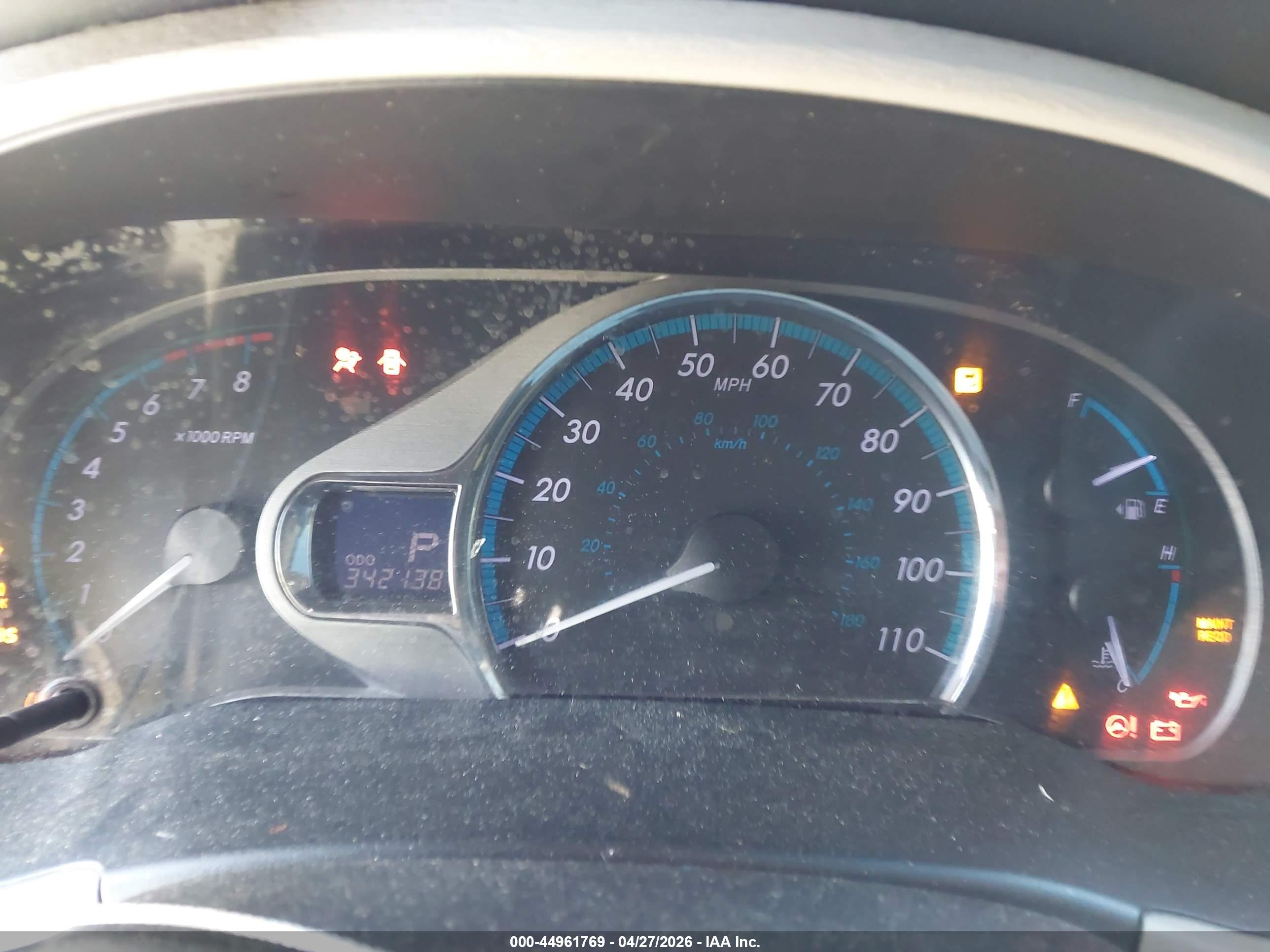 TOYOTA SIENNA image 7
