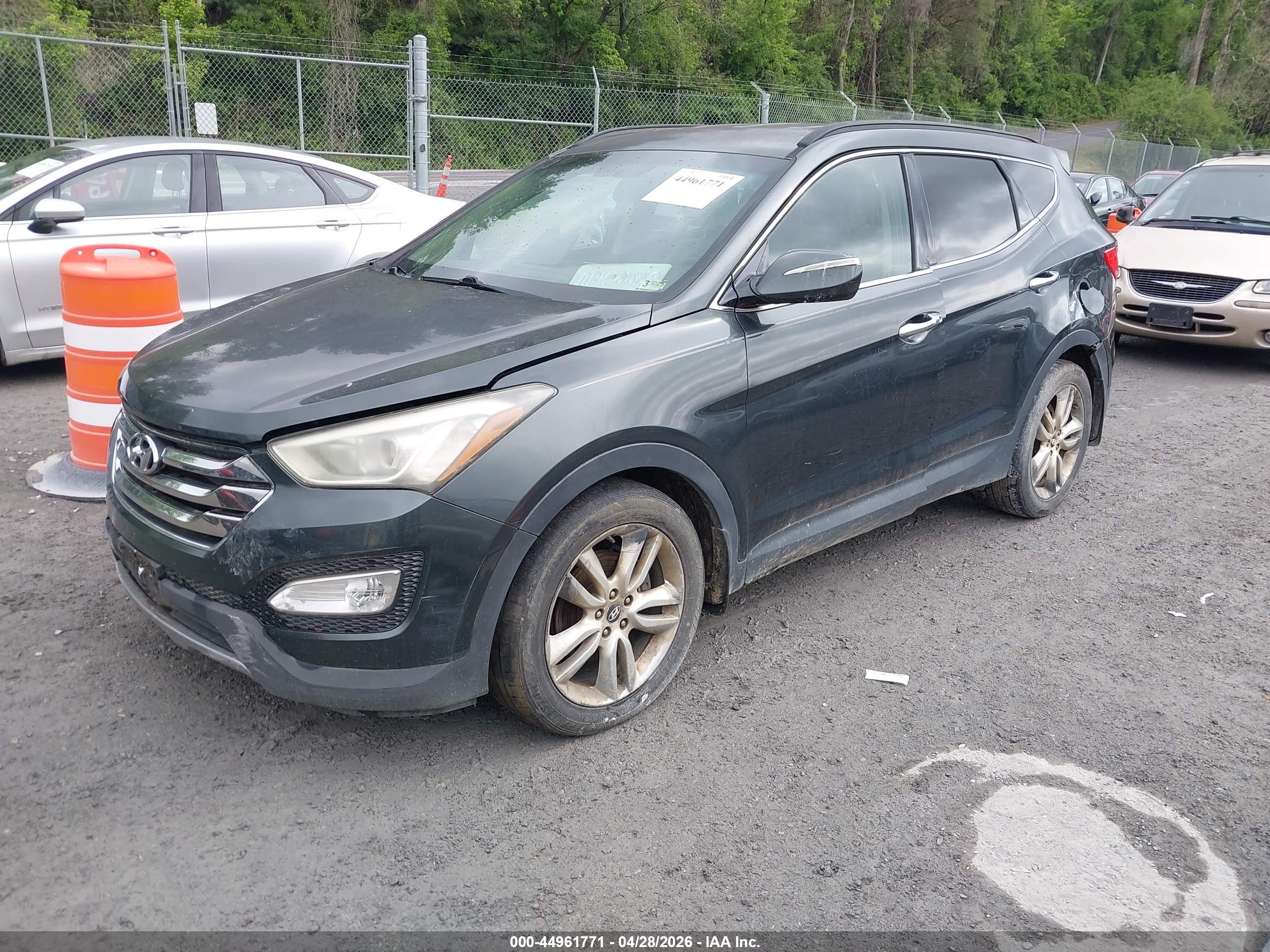 HYUNDAI SANTA image 2