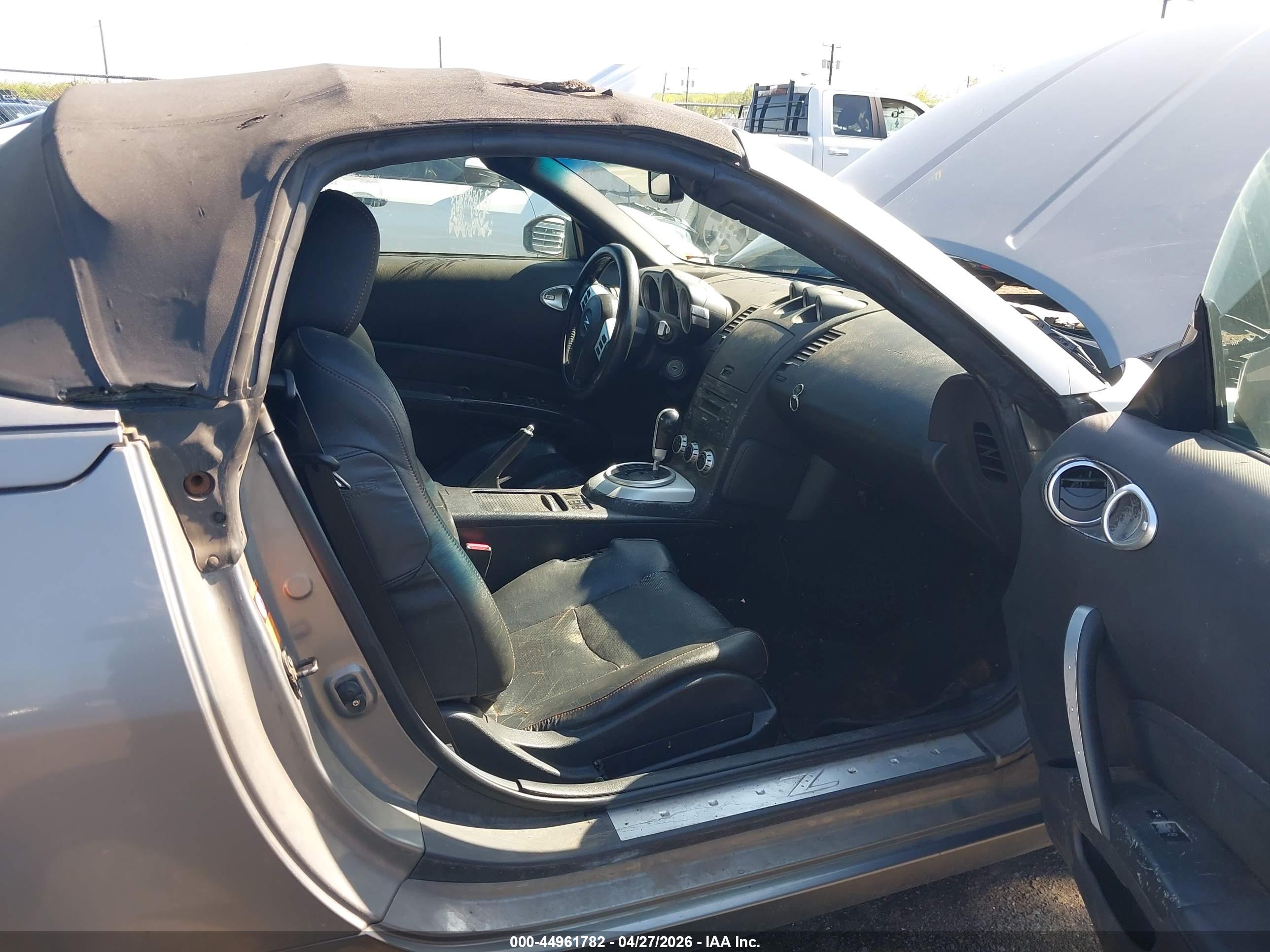 NISSAN 350Z image 5