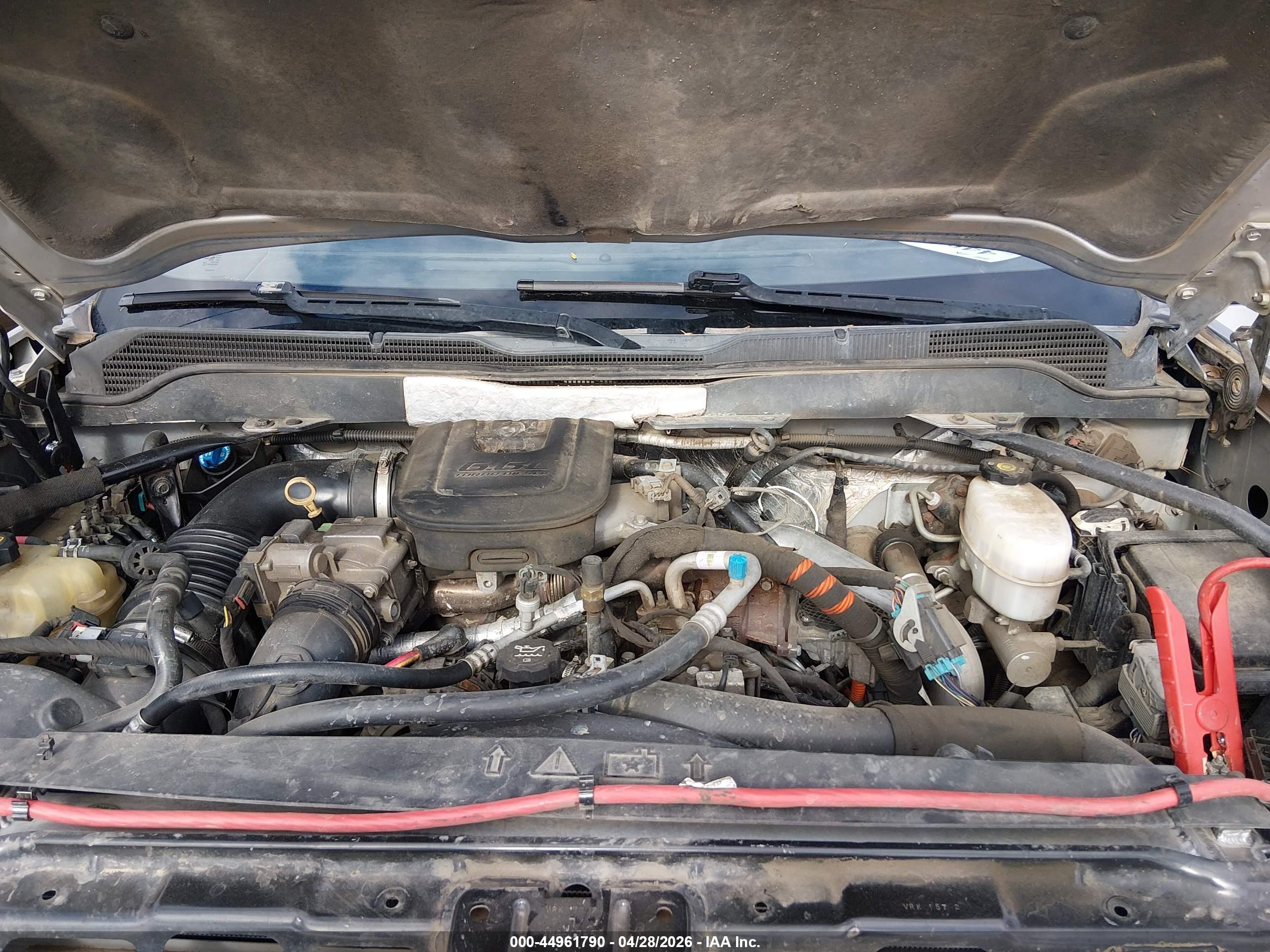 CHEVROLET SILVERADO image 10