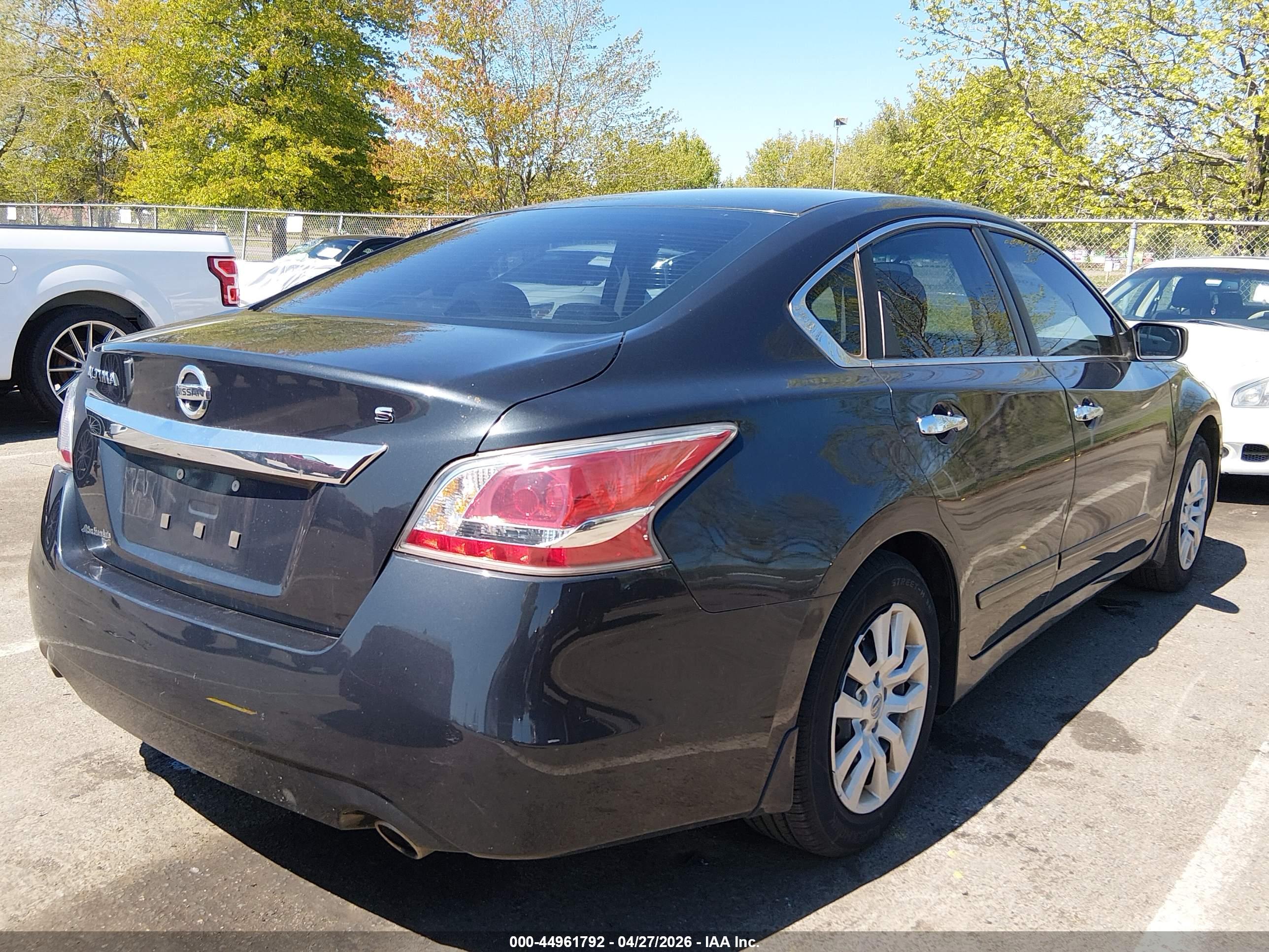 NISSAN ALTIMA image 4