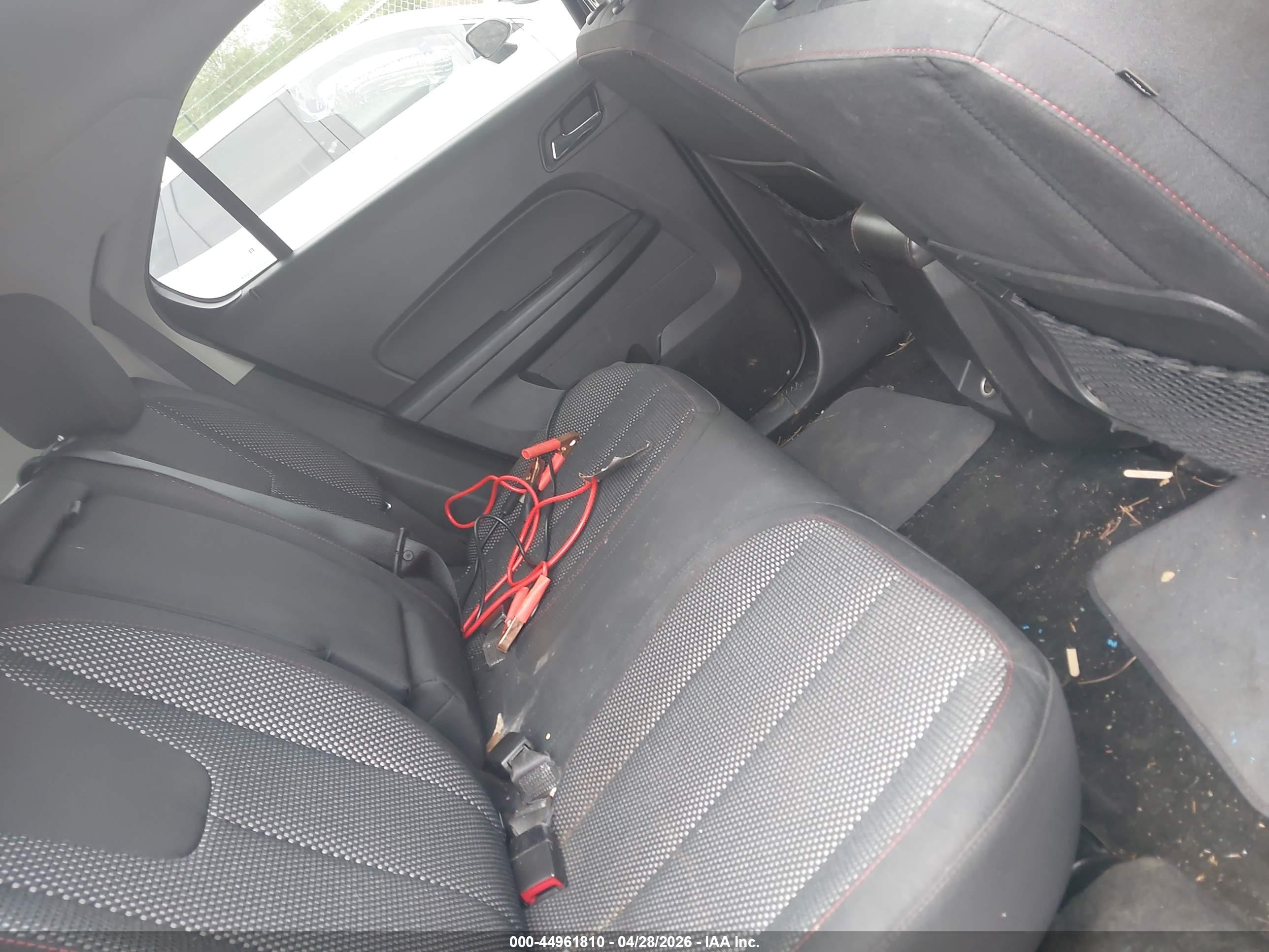 CHEVROLET EQUINOX image 8