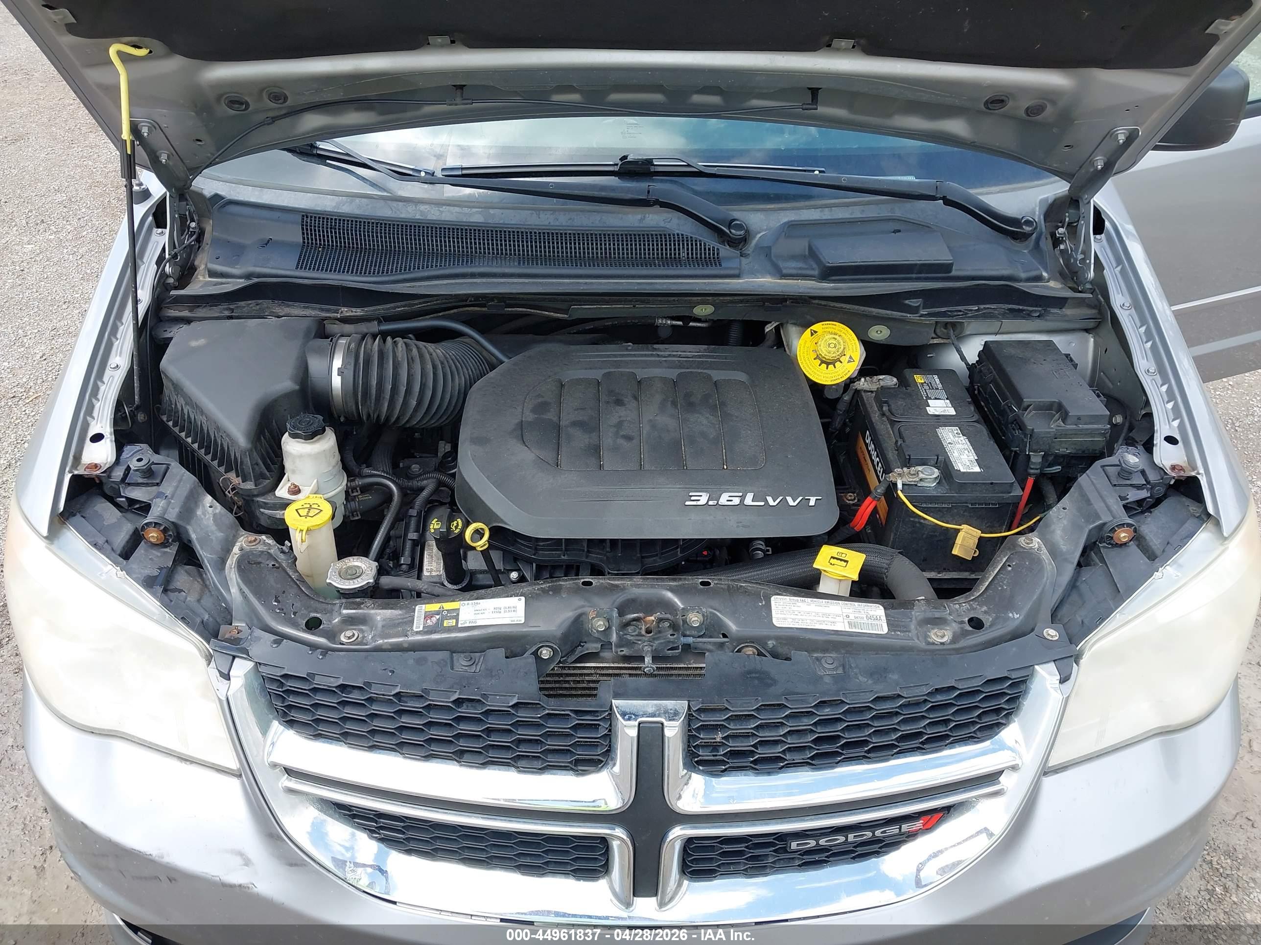 DODGE GRAND image 10