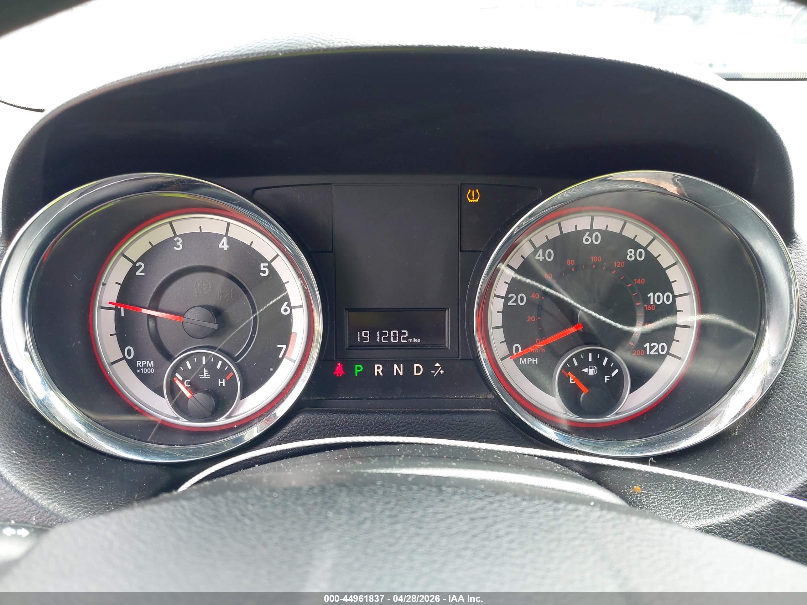 DODGE GRAND image 7