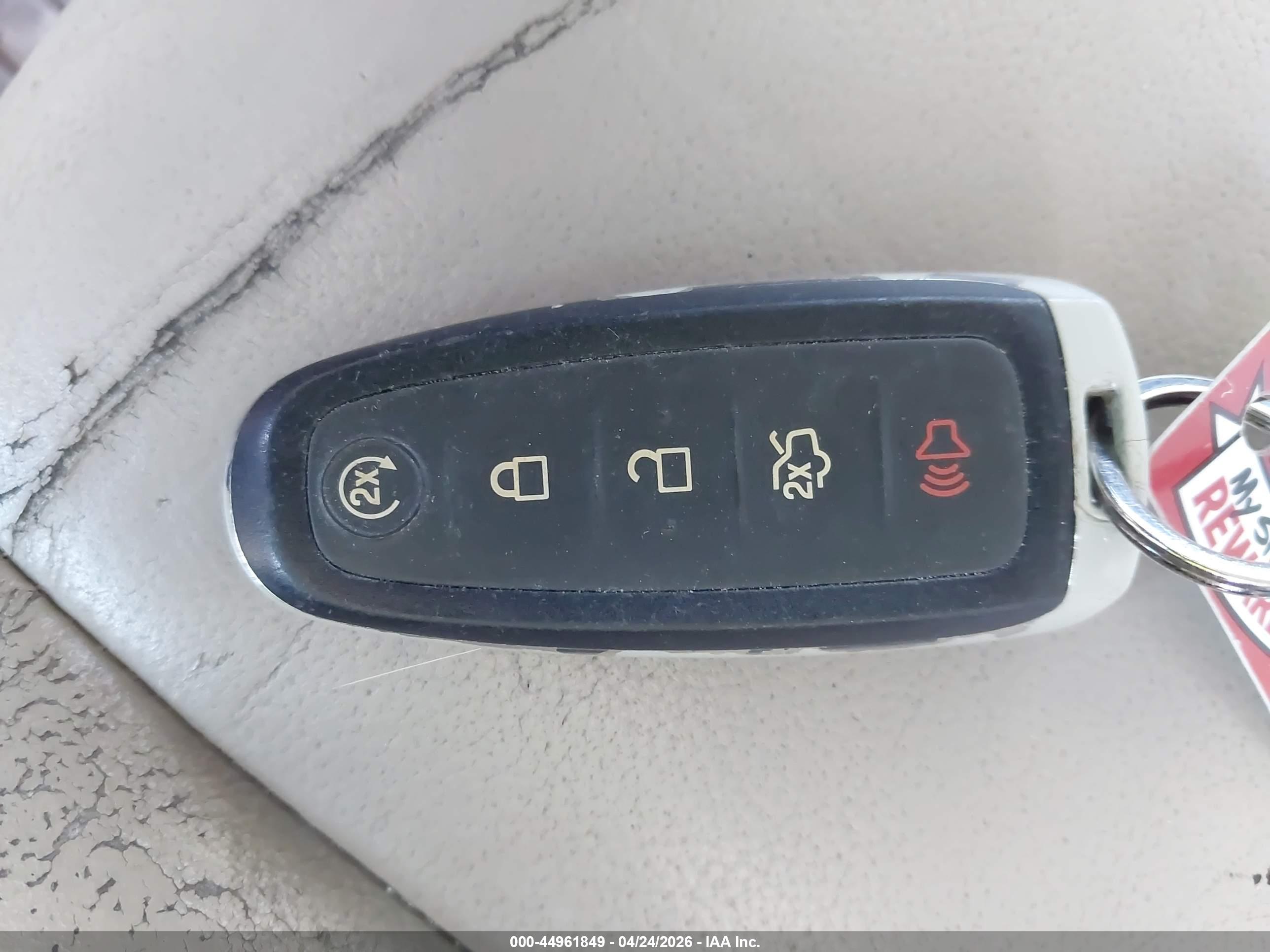 FORD ESCAPE image 11