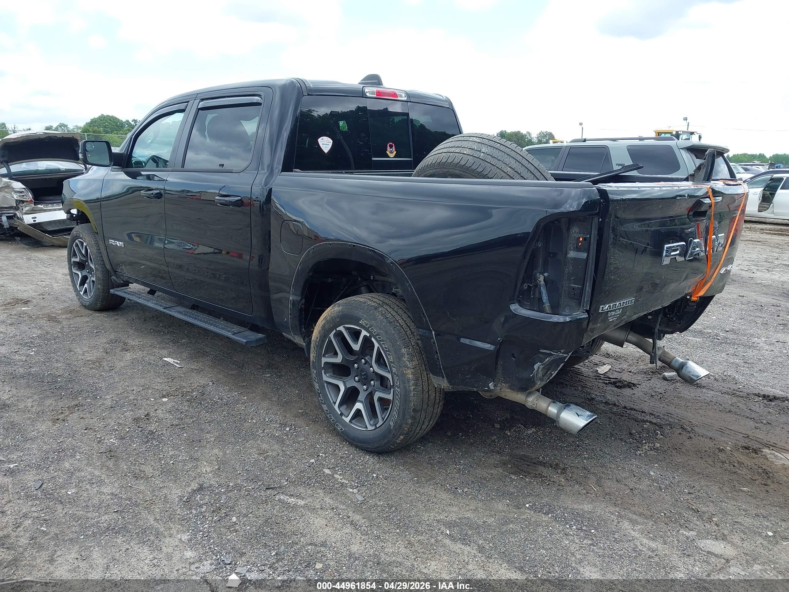 RAM 1500 image 3