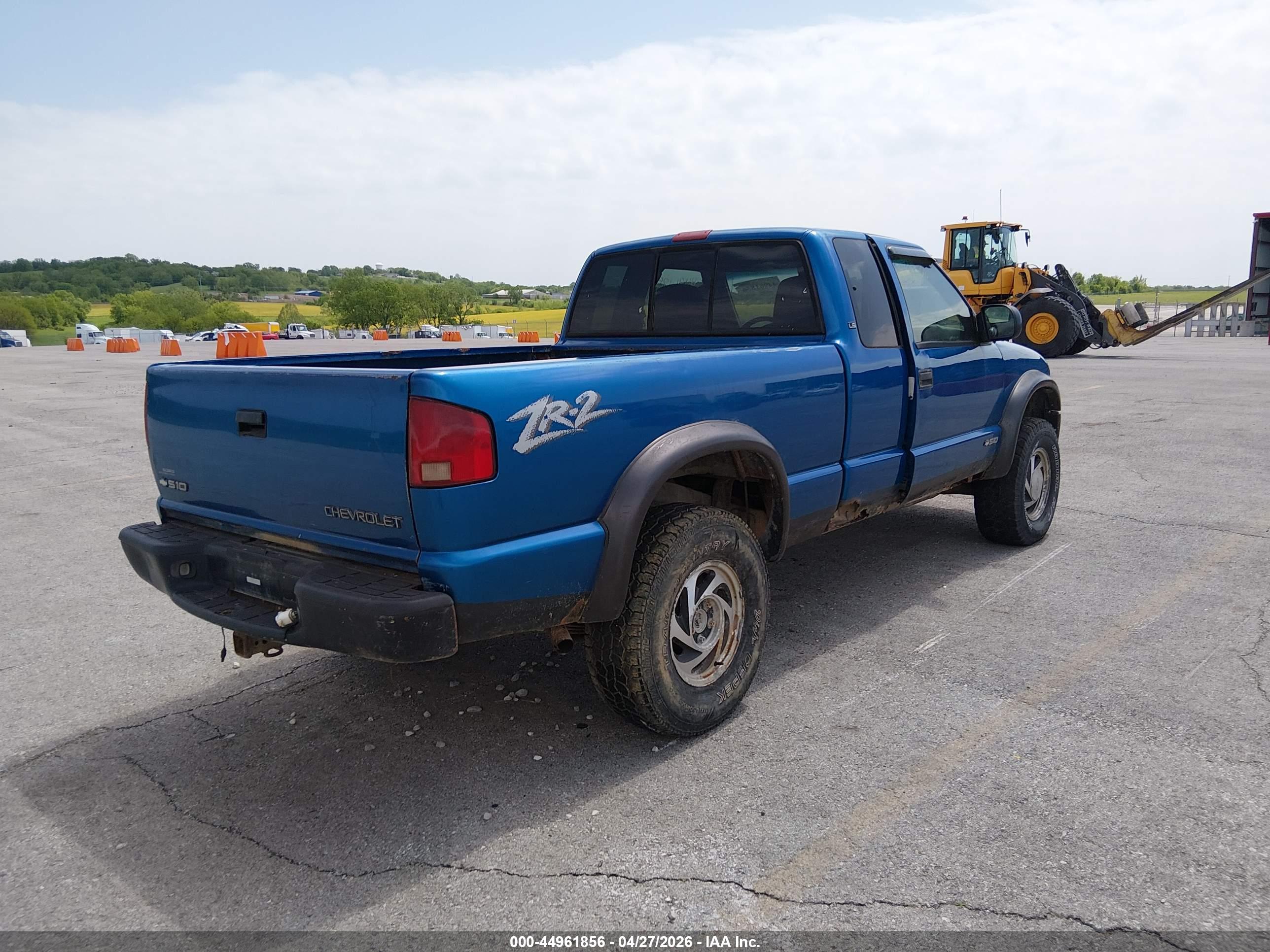 CHEVROLET S-10 image 4