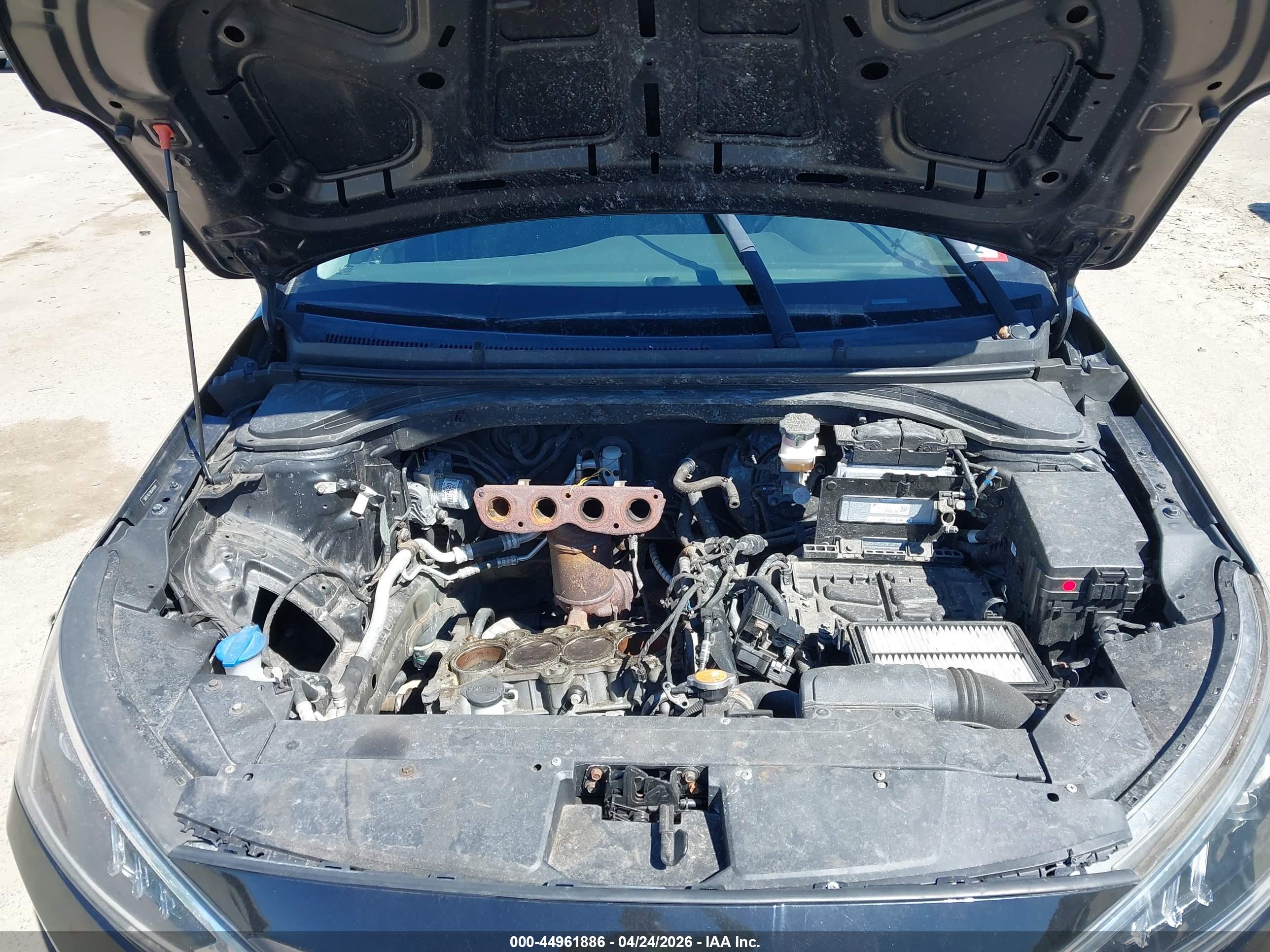 HYUNDAI ELANTRA image 10