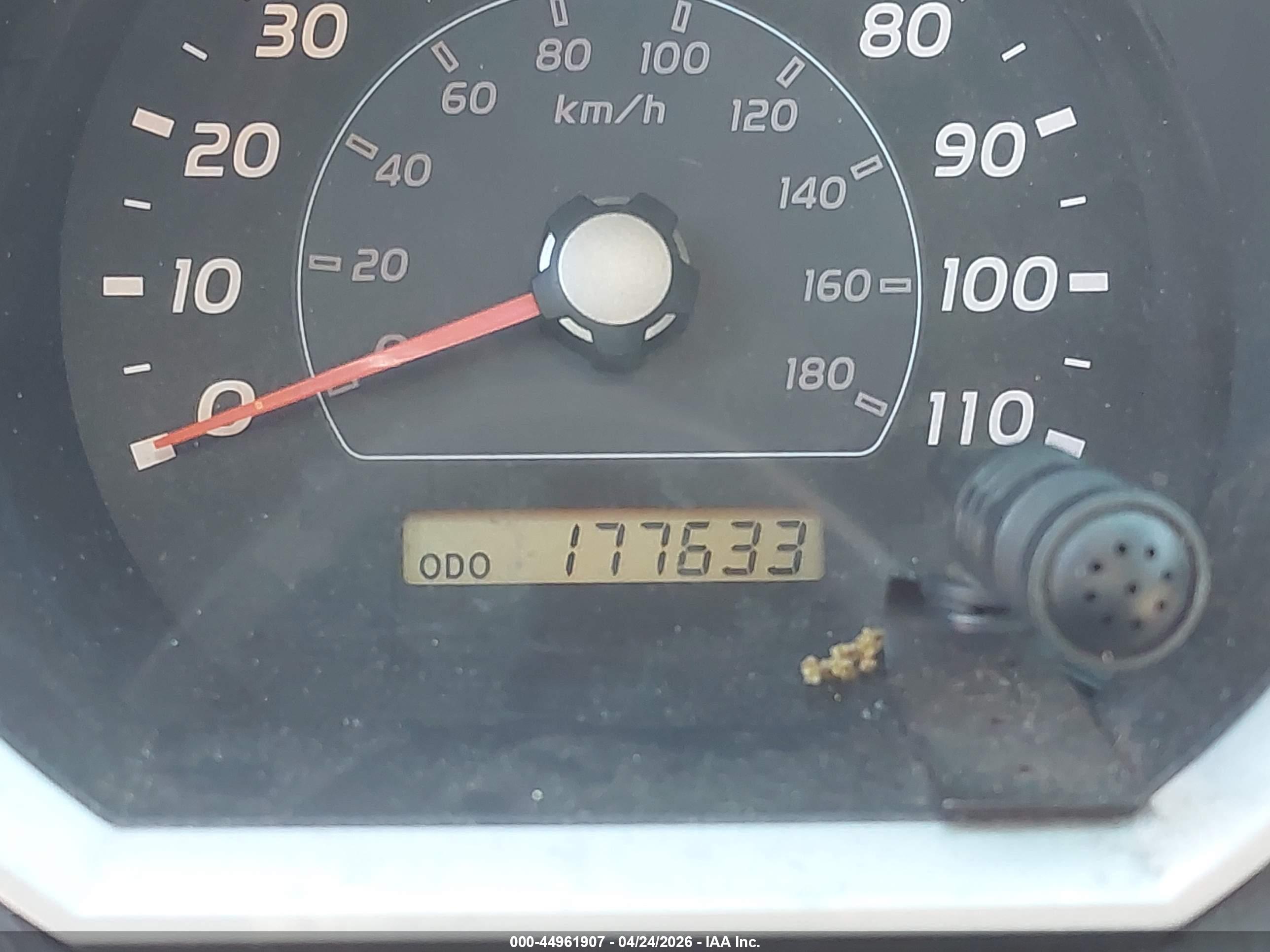 TOYOTA 4RUNNER image 7