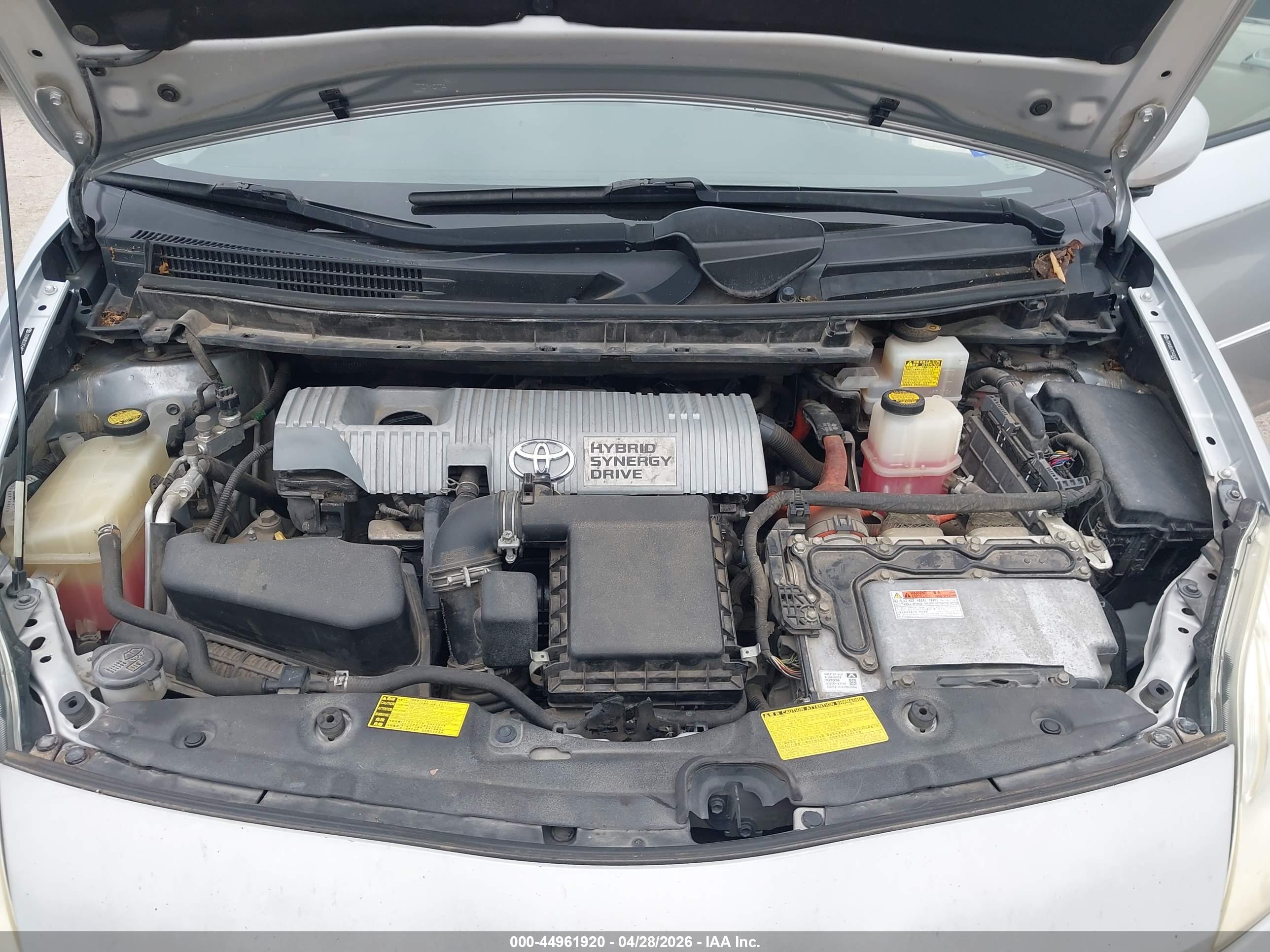 TOYOTA PRIUS image 10