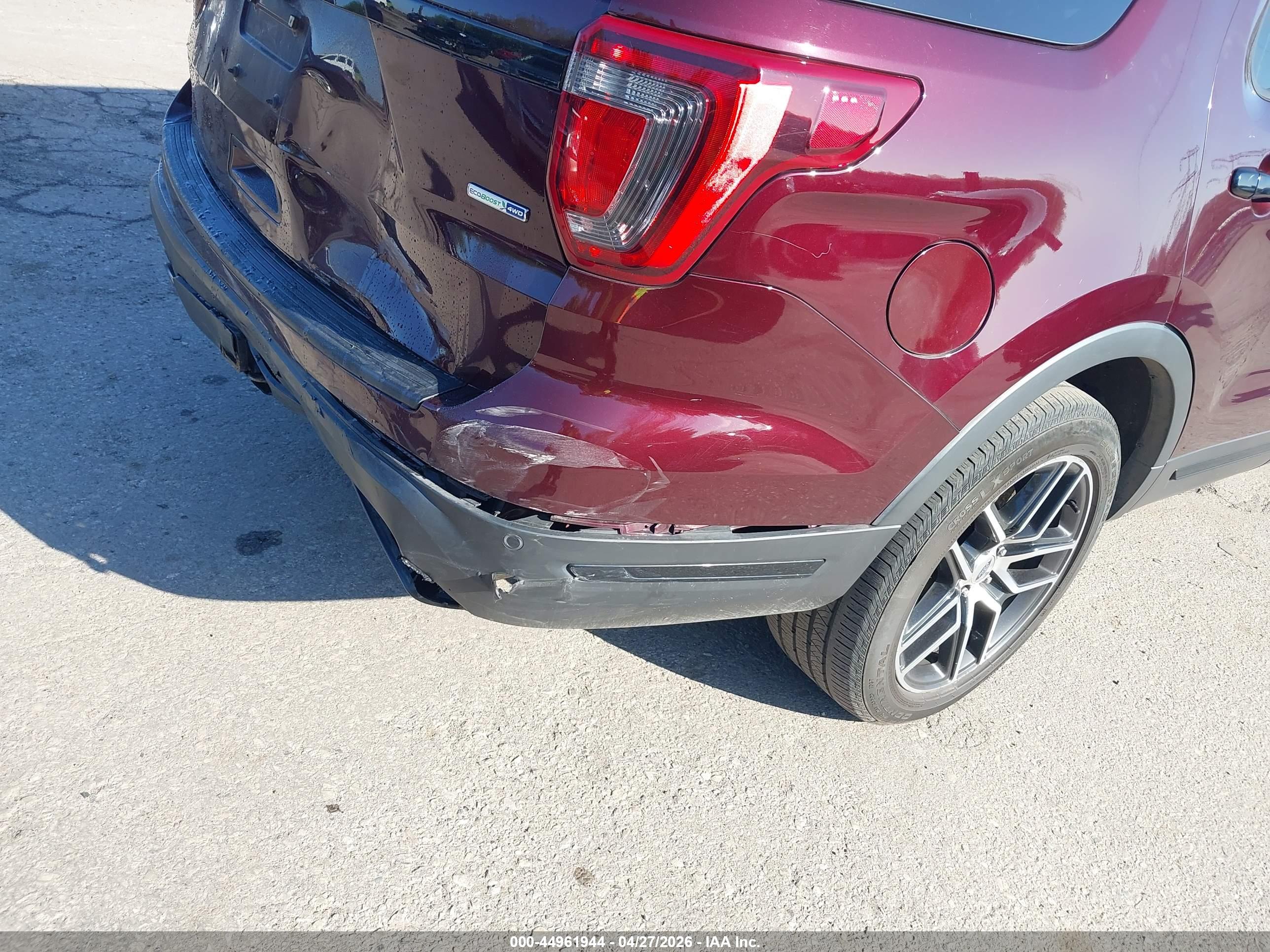 FORD EXPLORER image 6
