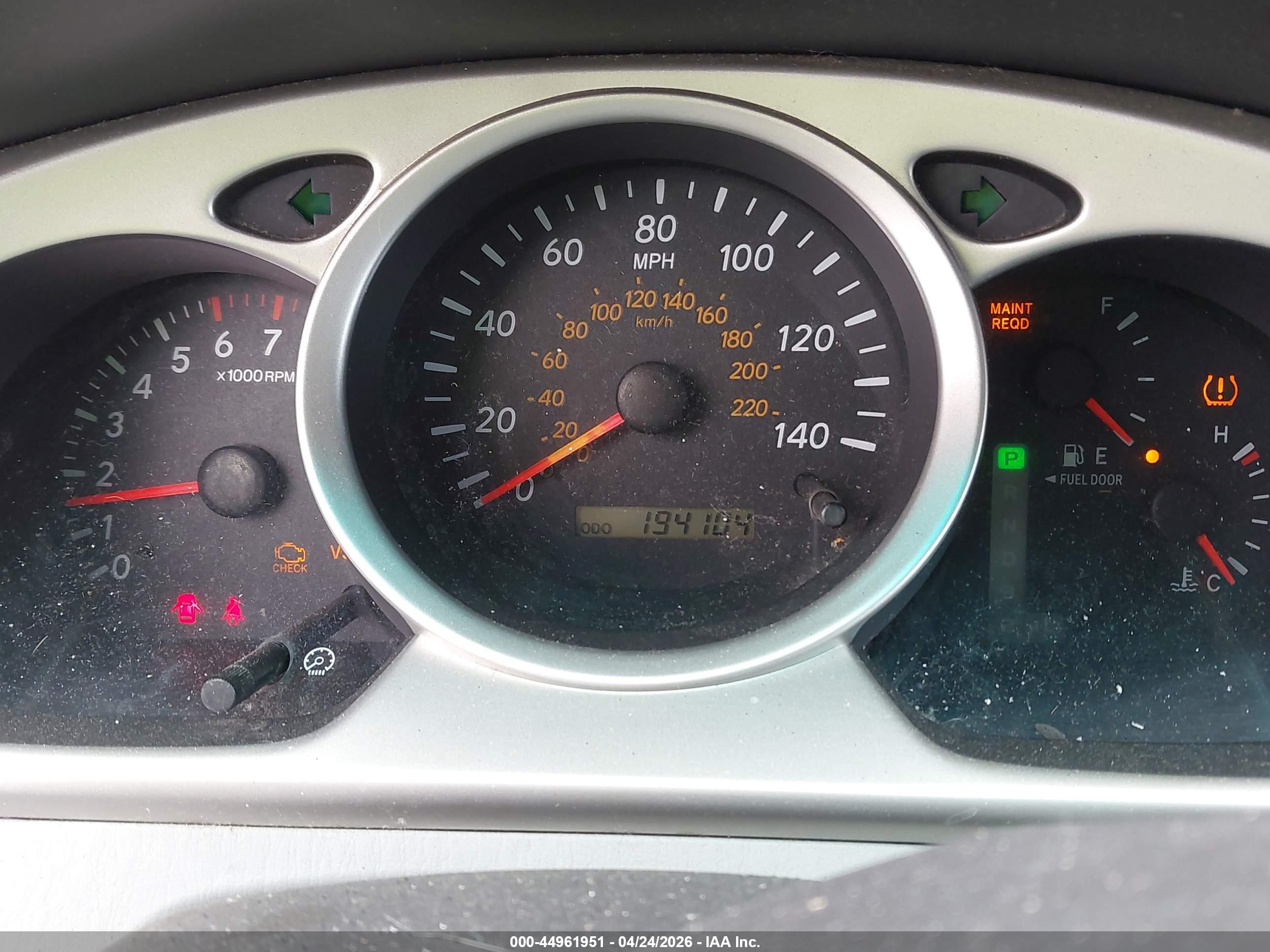 TOYOTA HIGHLANDER image 7
