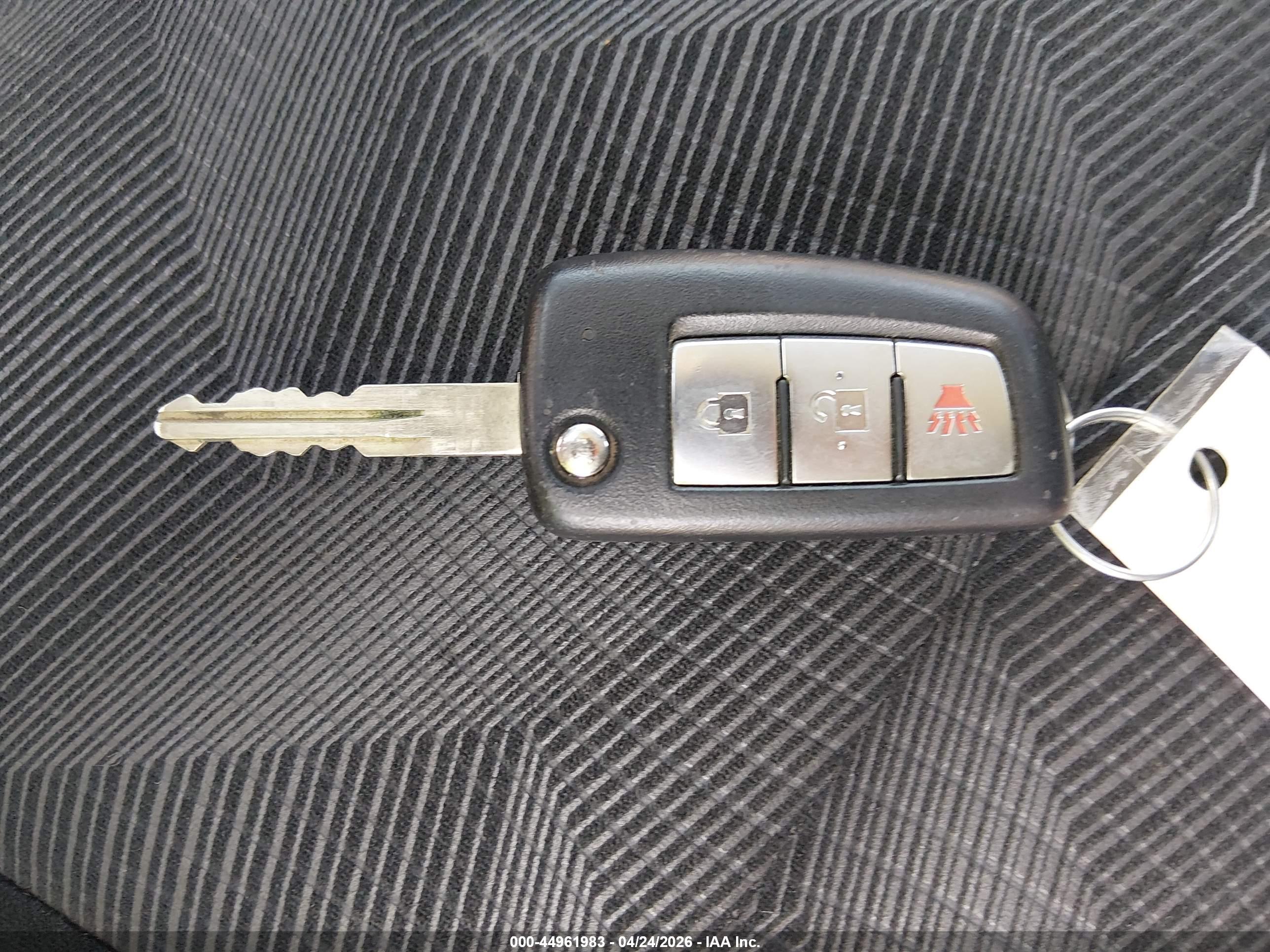 NISSAN ROGUE image 11