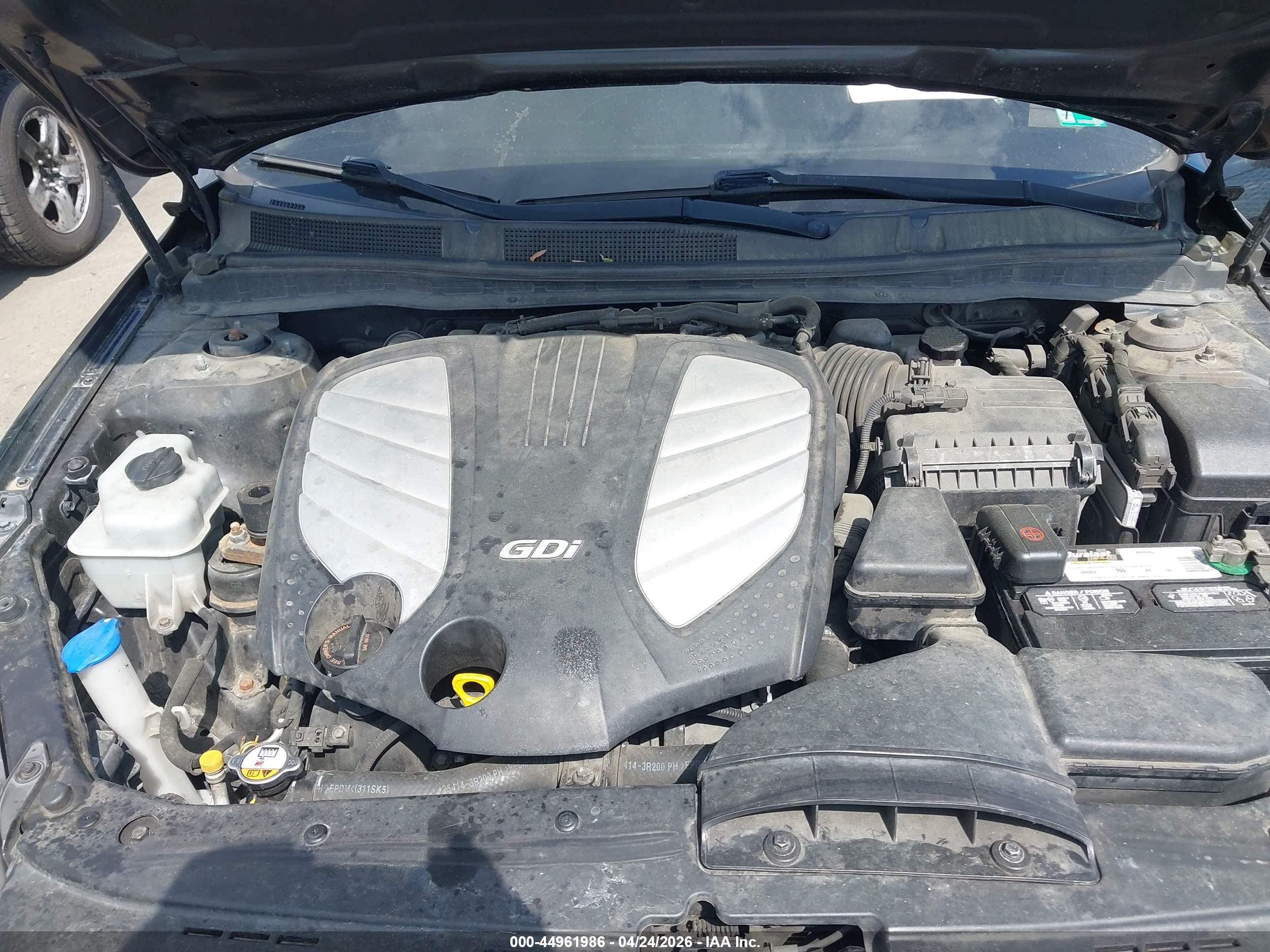 KIA CADENZA image 10